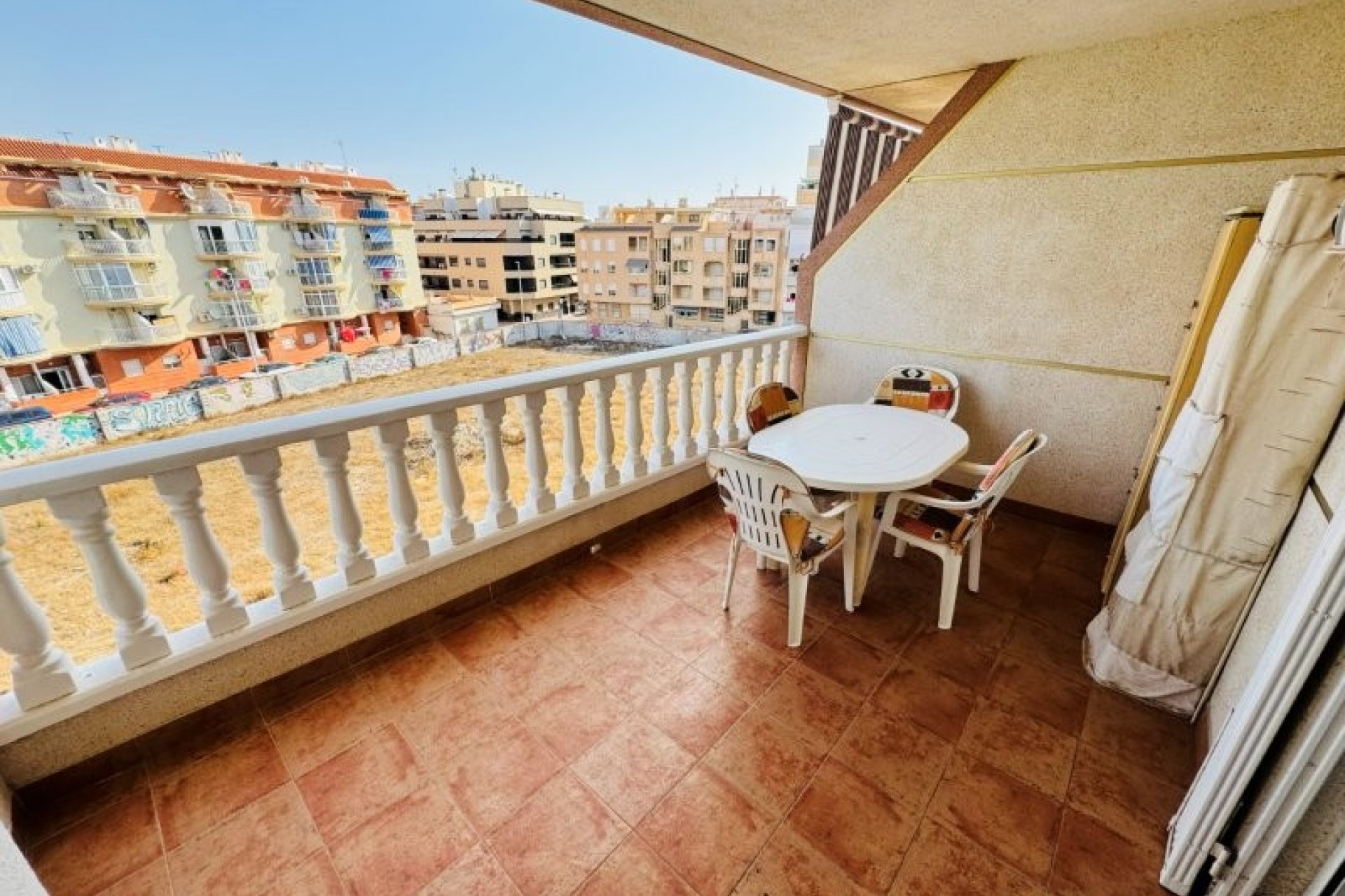 Resale - Apartment / flat -
Torrevieja - La Mata