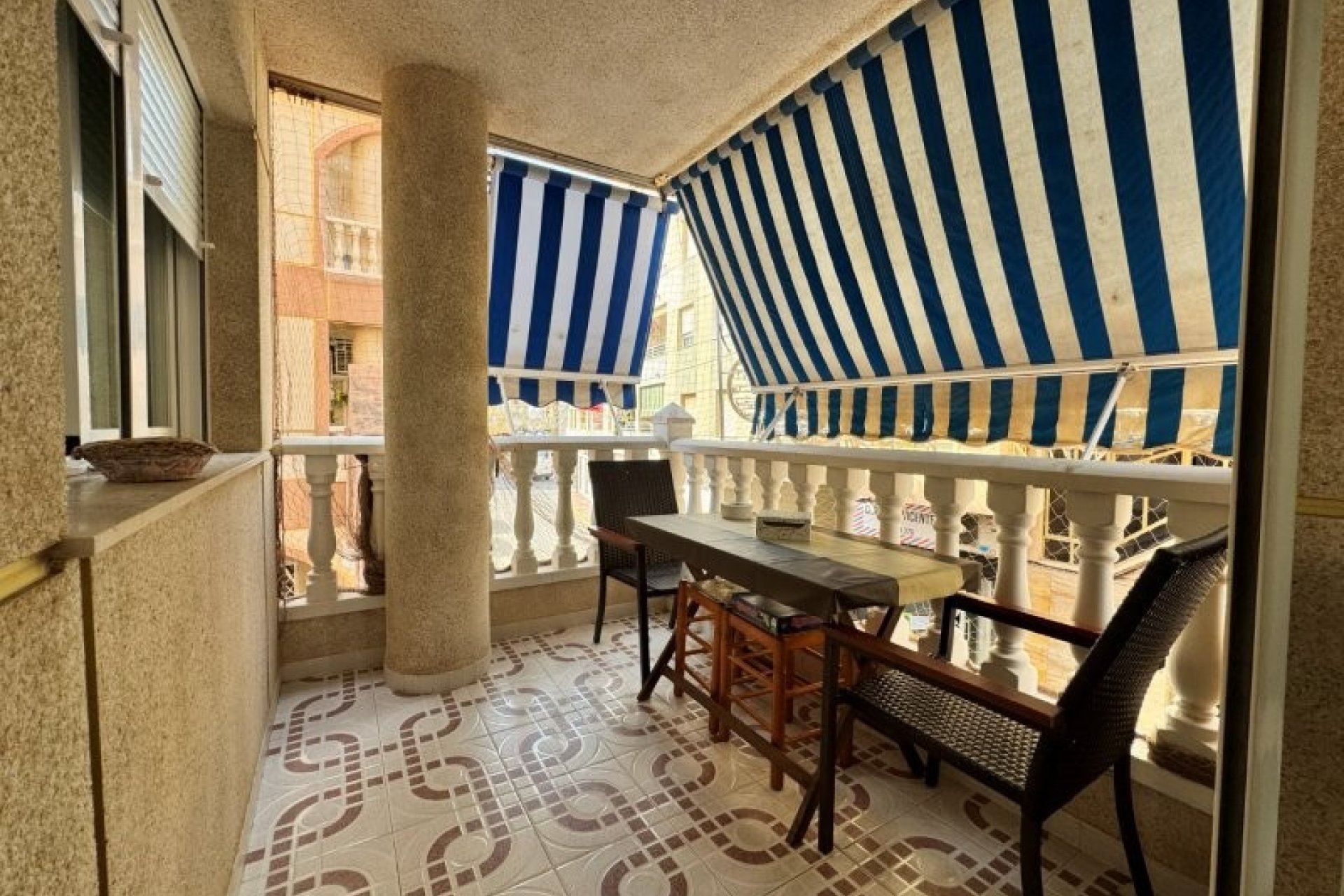 Resale - Apartment / flat -
Torrevieja - La Mata