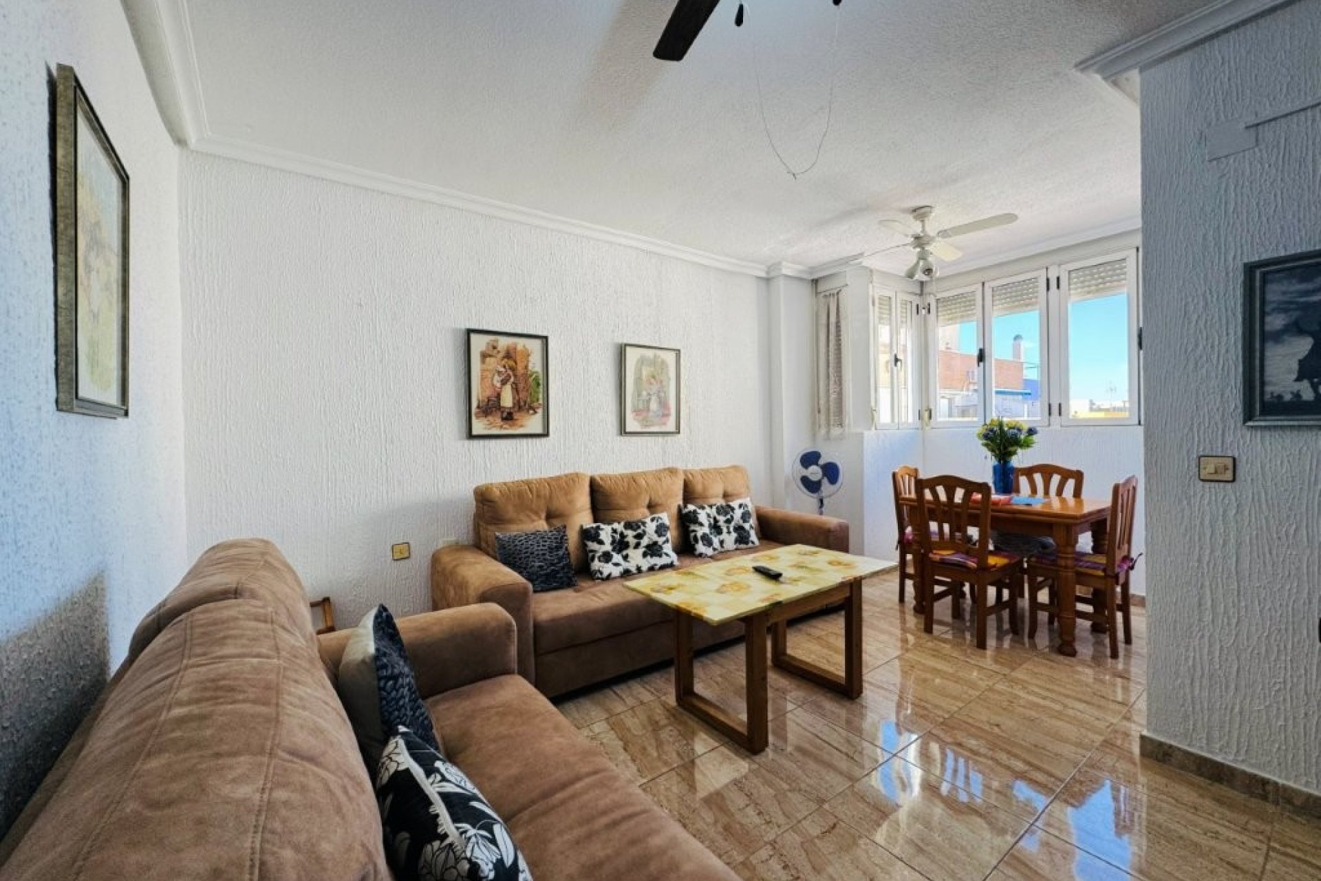Resale - Apartment / flat -
Torrevieja - La Mata