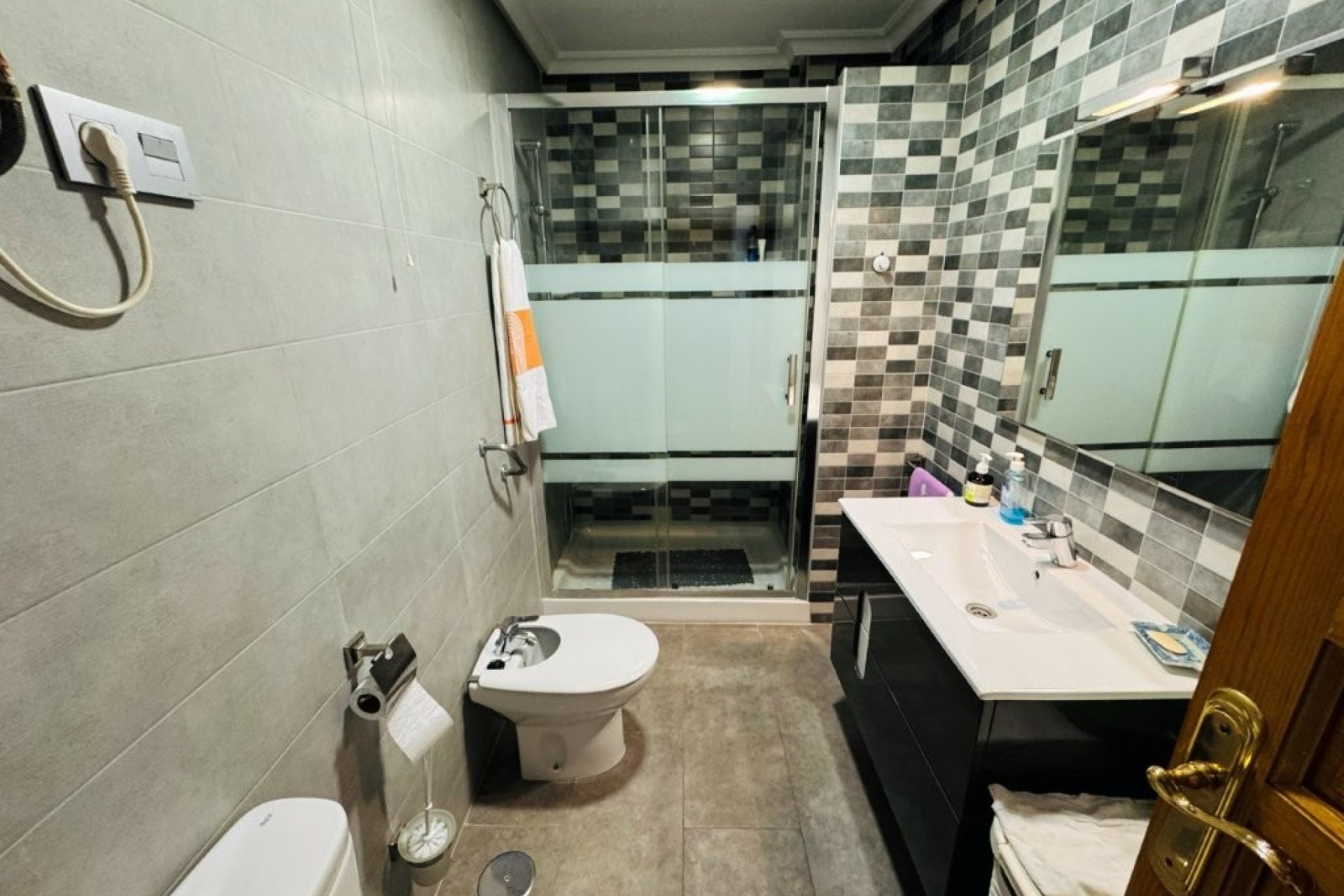 Resale - Apartment / flat -
Torrevieja - La Mata