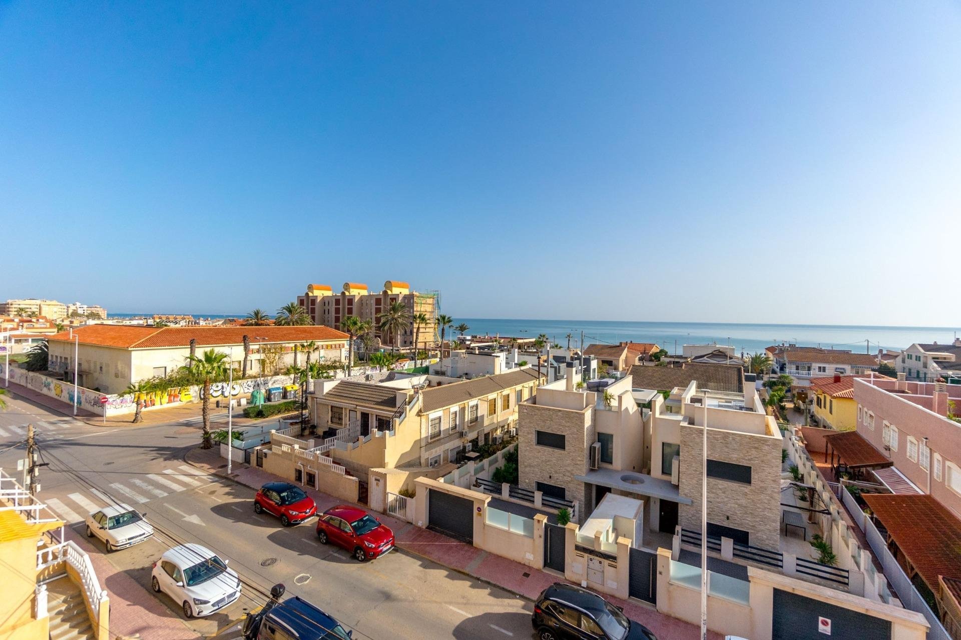 Resale - Apartment / flat -
Torrevieja - La Mata