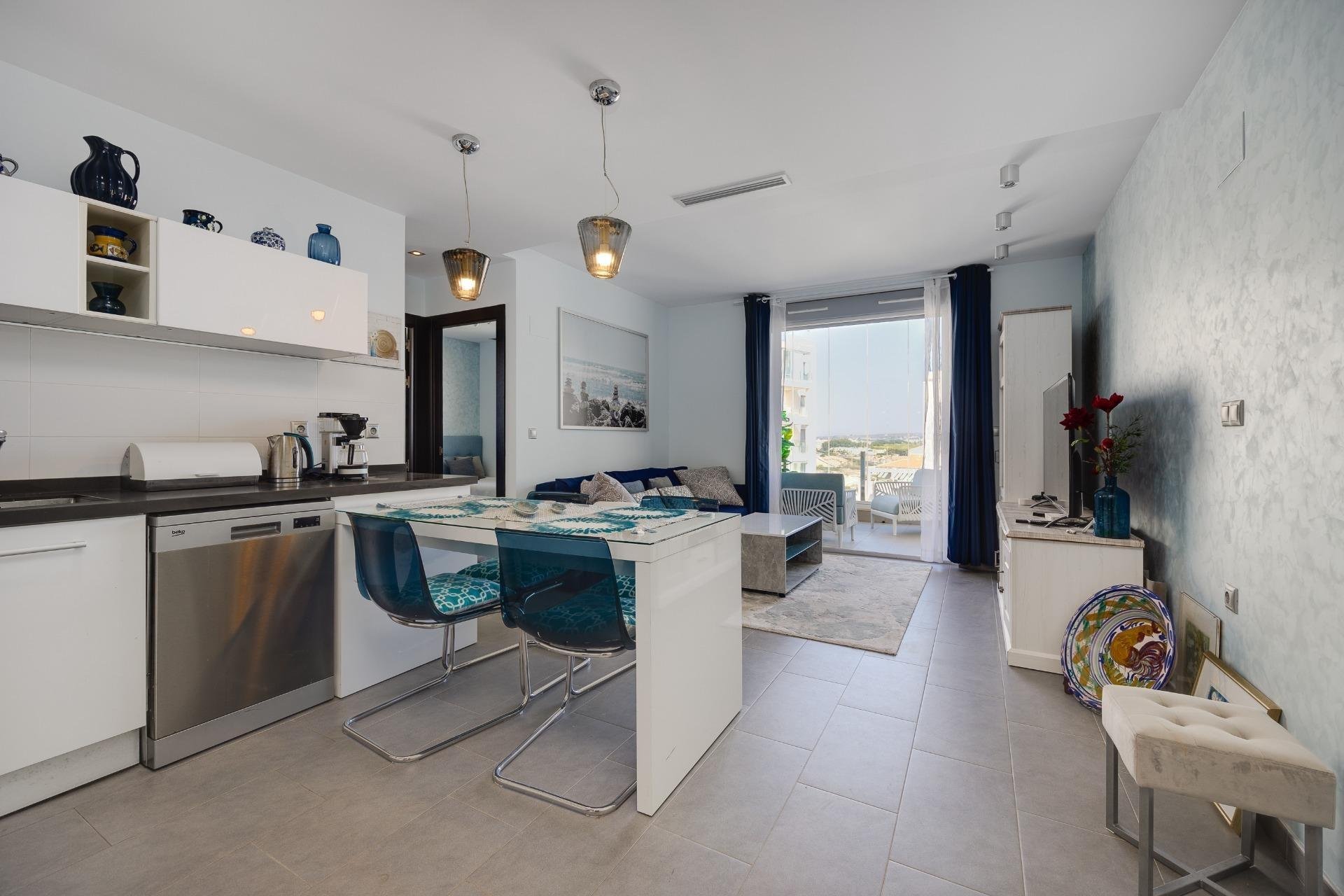 Resale - Apartment / flat -
Torrevieja - La Mata