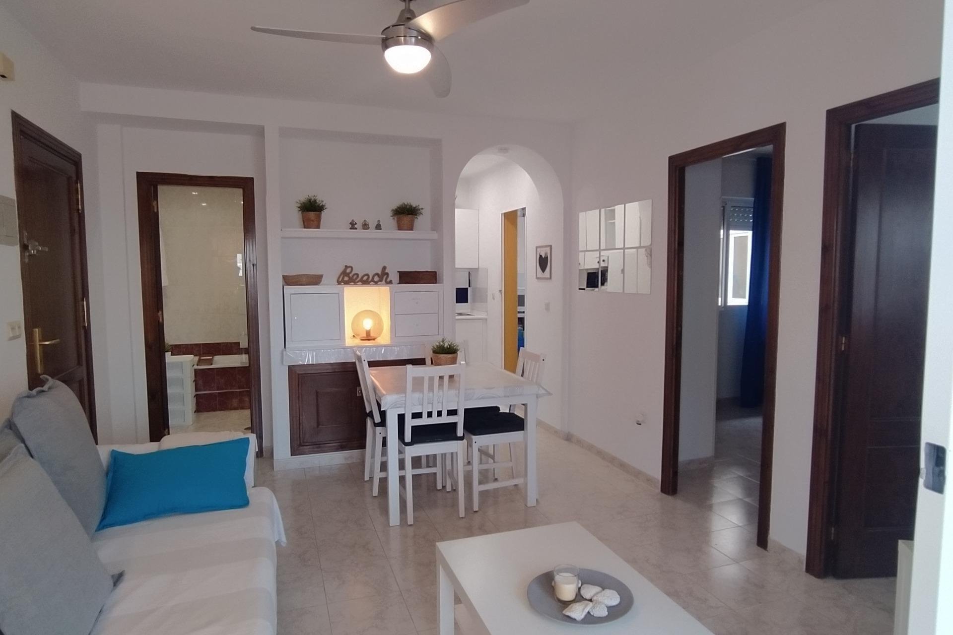 Resale - Apartment / flat -
Torrevieja - La Mata