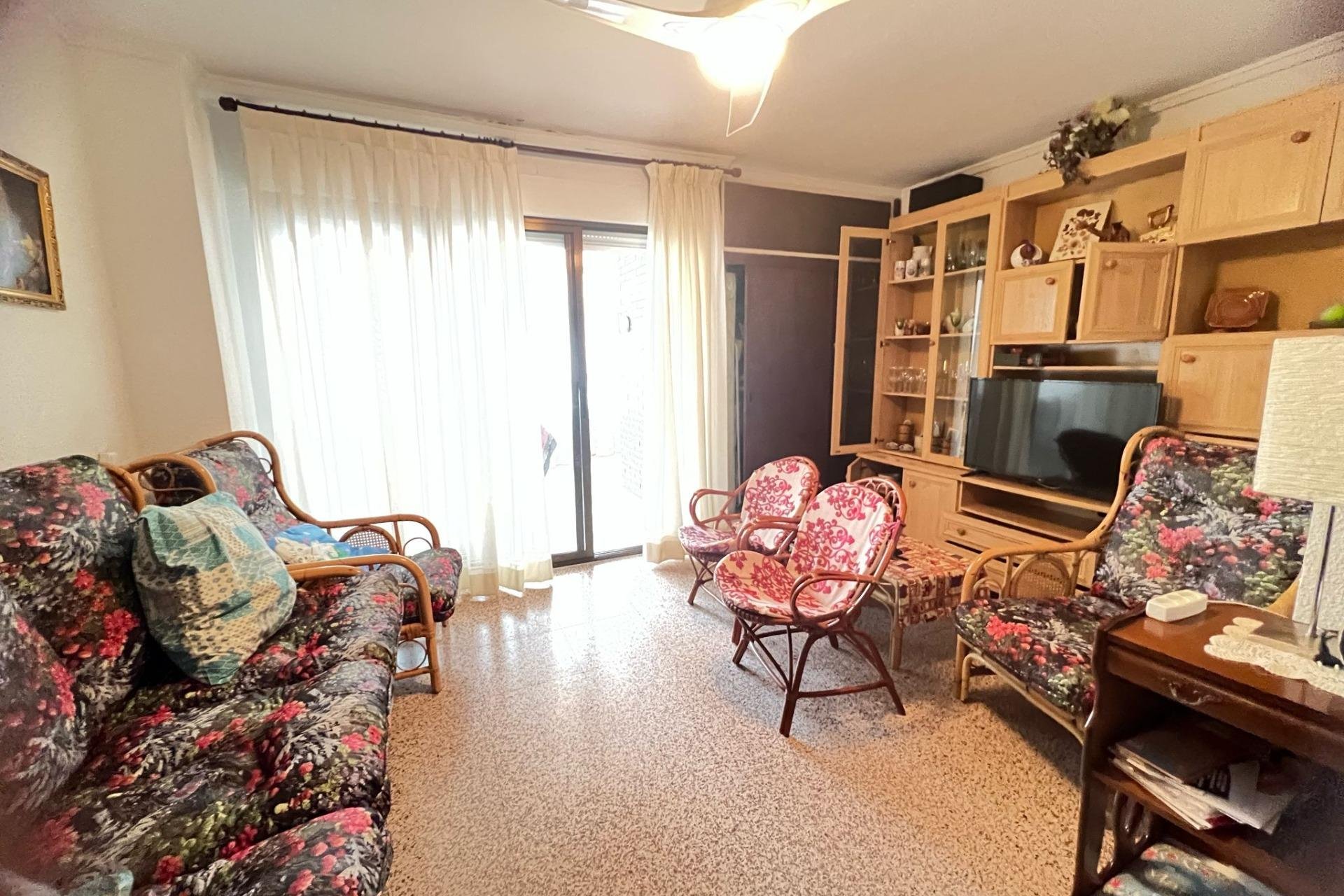 Resale - Apartment / flat -
Torrevieja - La Mata