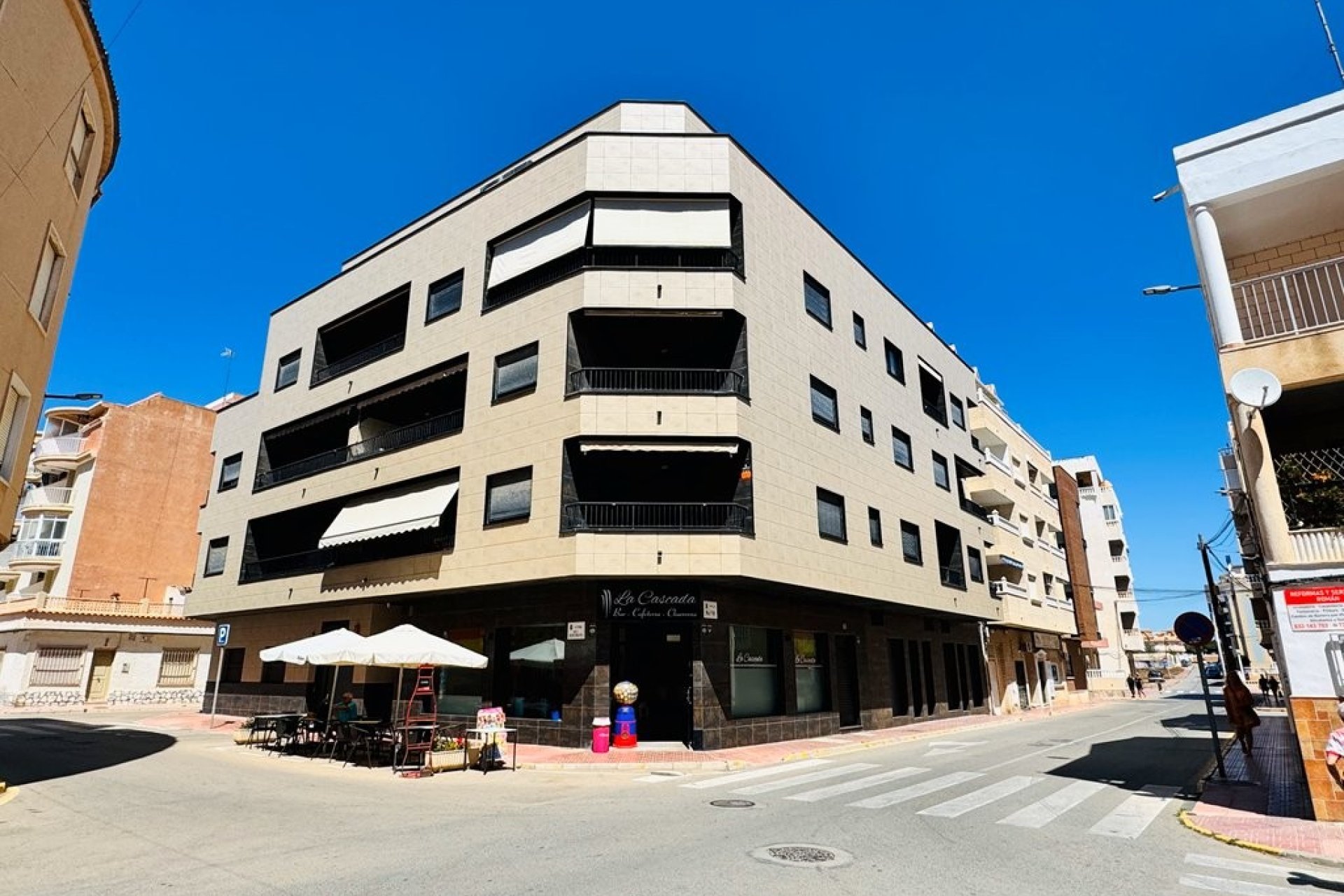 Resale - Apartment / flat -
Torrevieja - La Mata