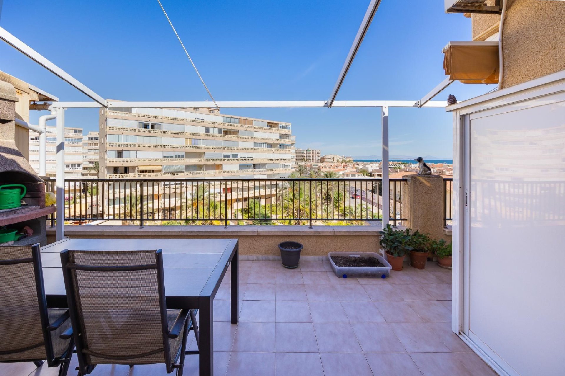 Resale - Apartment / flat -
Torrevieja - La Mata