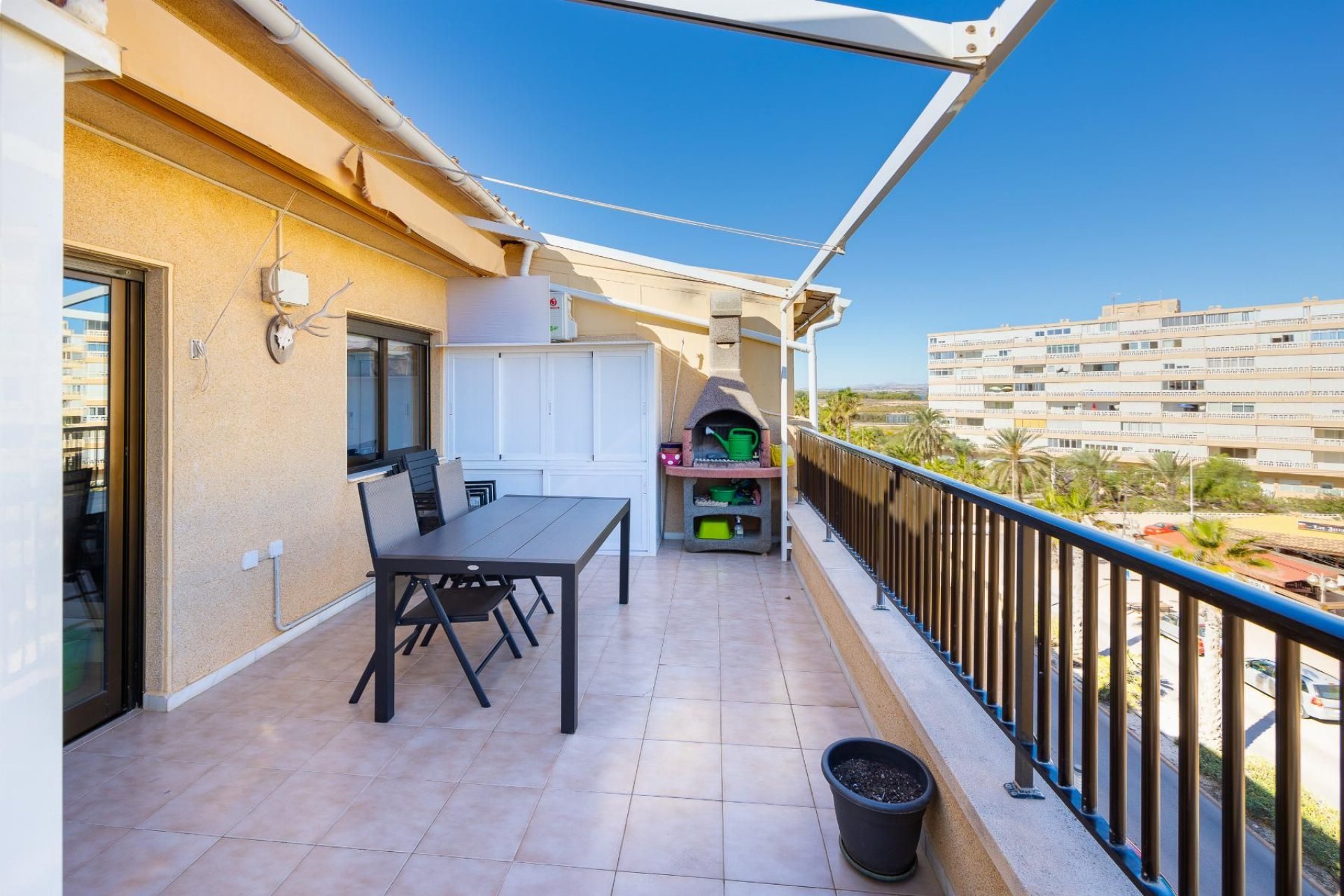 Resale - Apartment / flat -
Torrevieja - La Mata