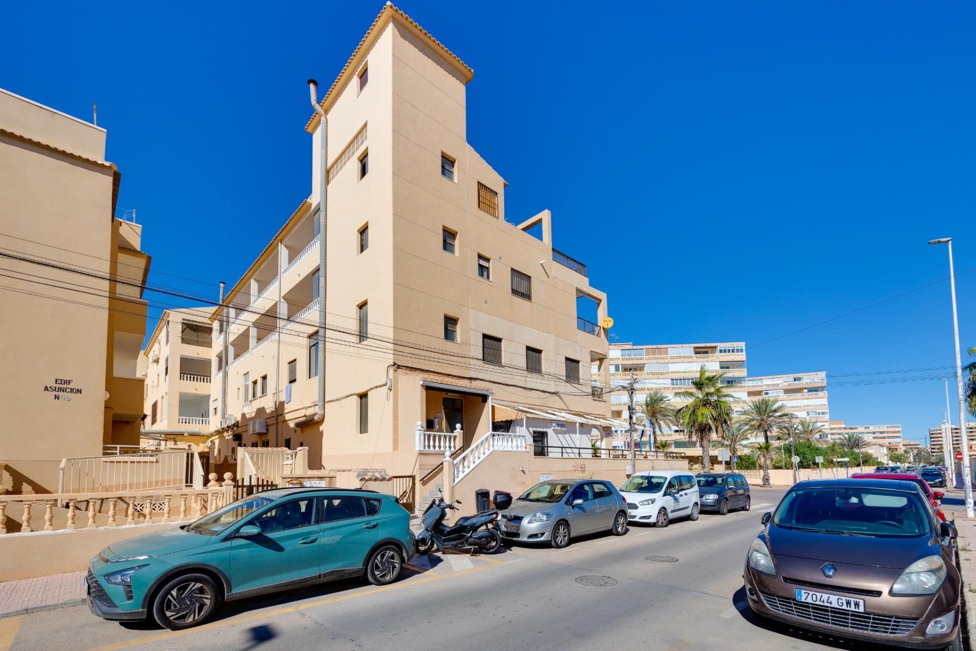 Resale - Apartment / flat -
Torrevieja - La Mata