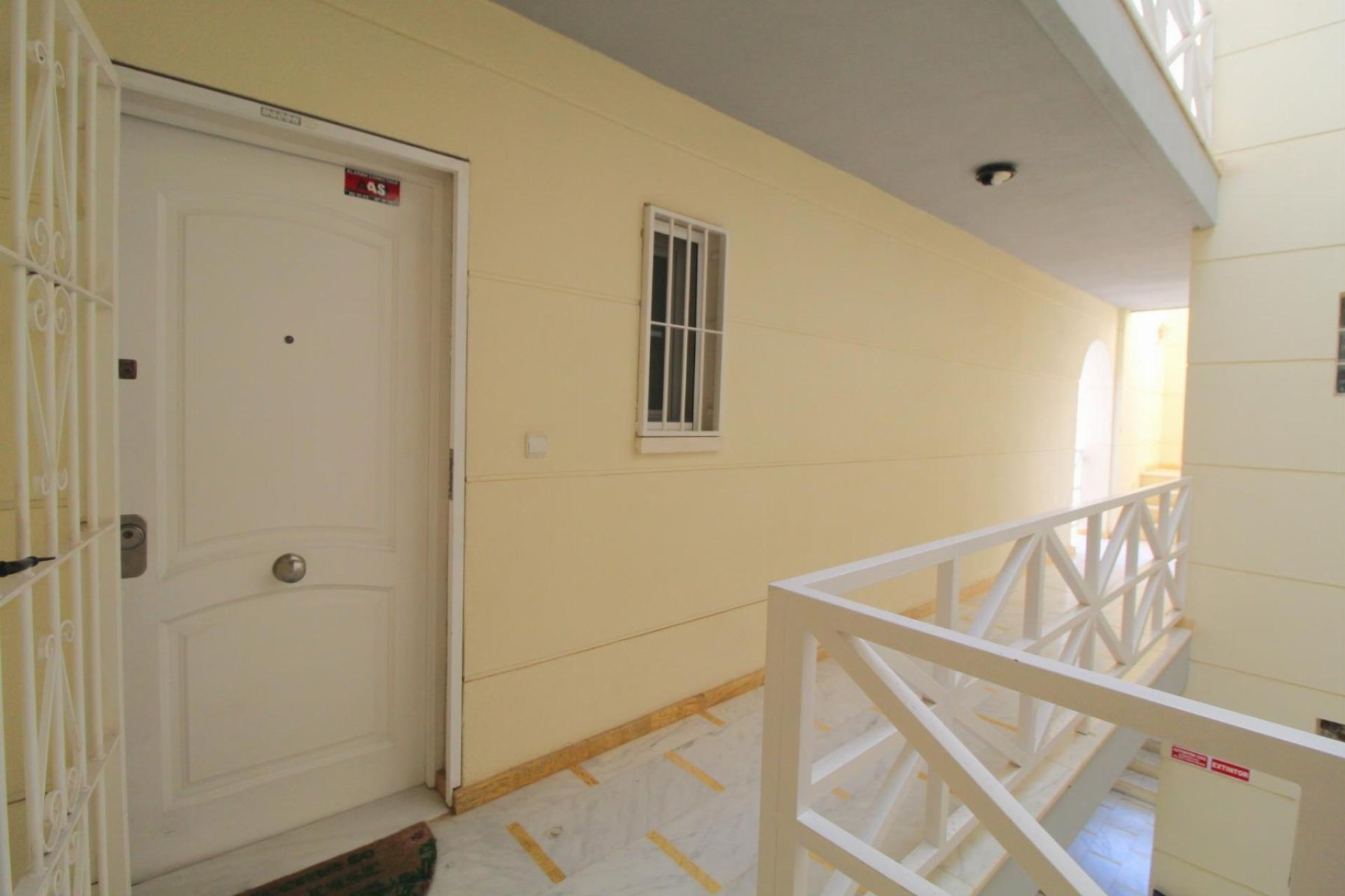 Resale - Apartment / flat -
Torrevieja - La Veleta