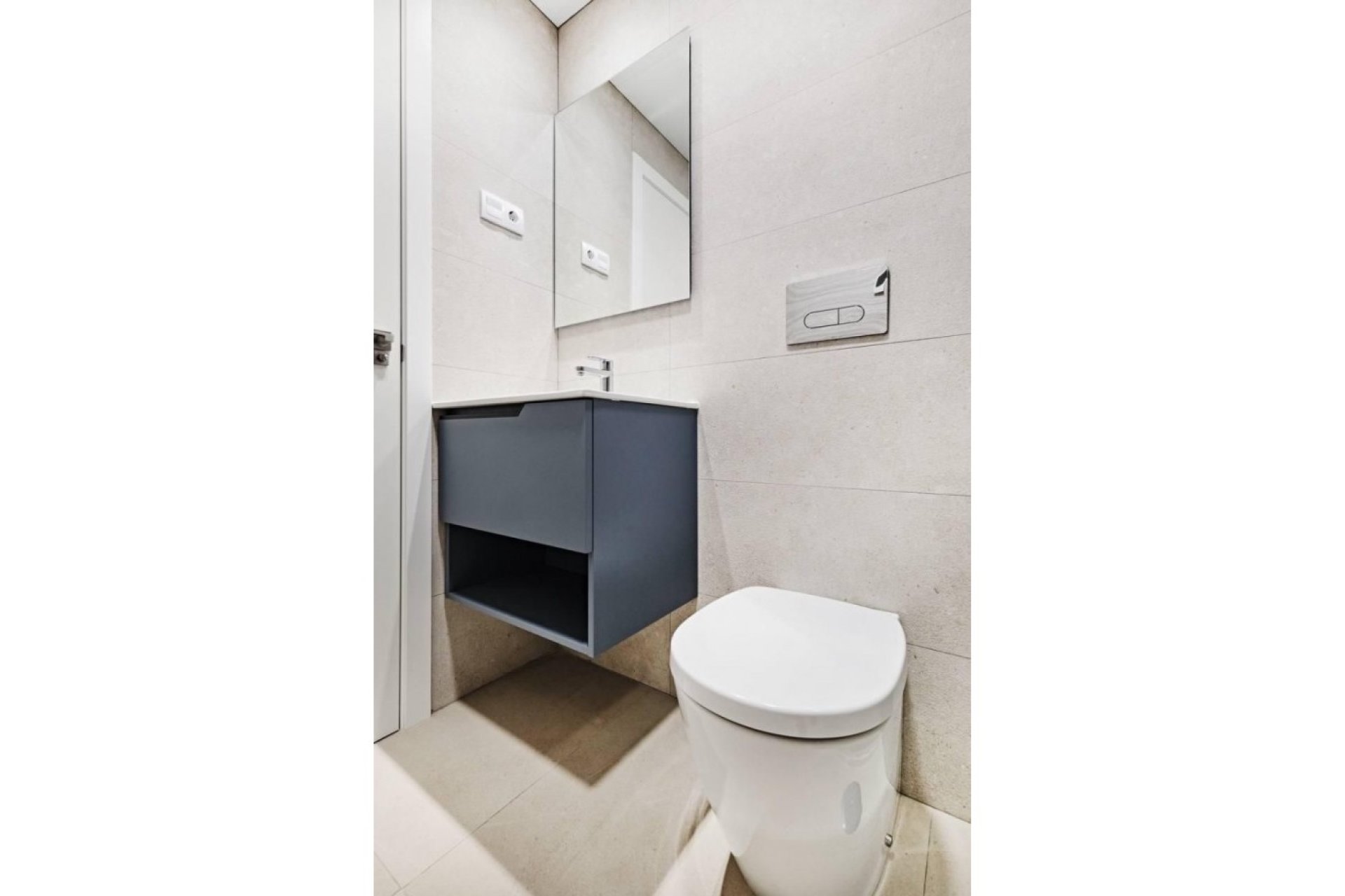 Resale - Apartment / flat -
Torrevieja - La Veleta