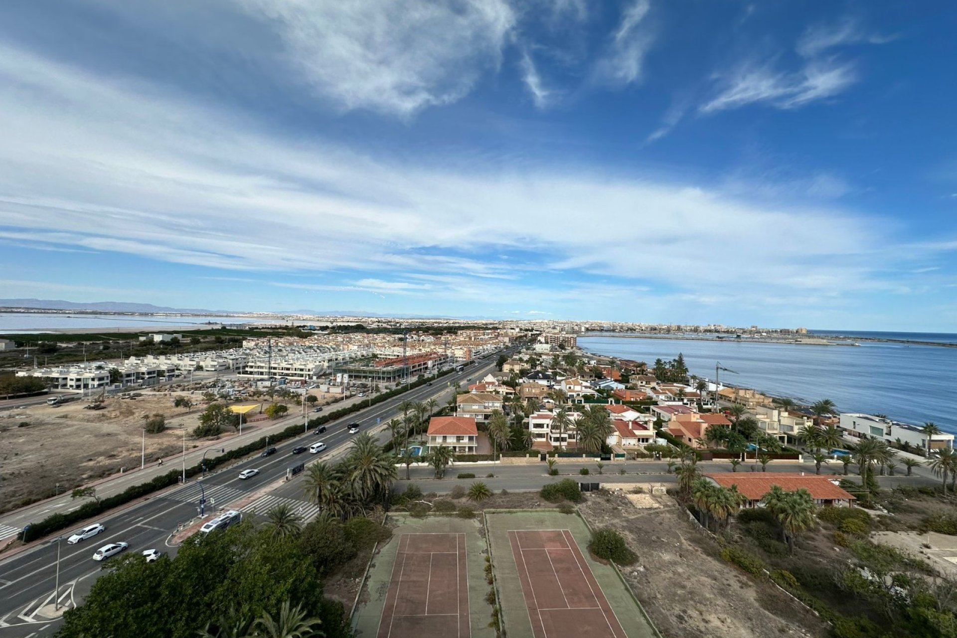 Resale - Apartment / flat -
Torrevieja - La Veleta