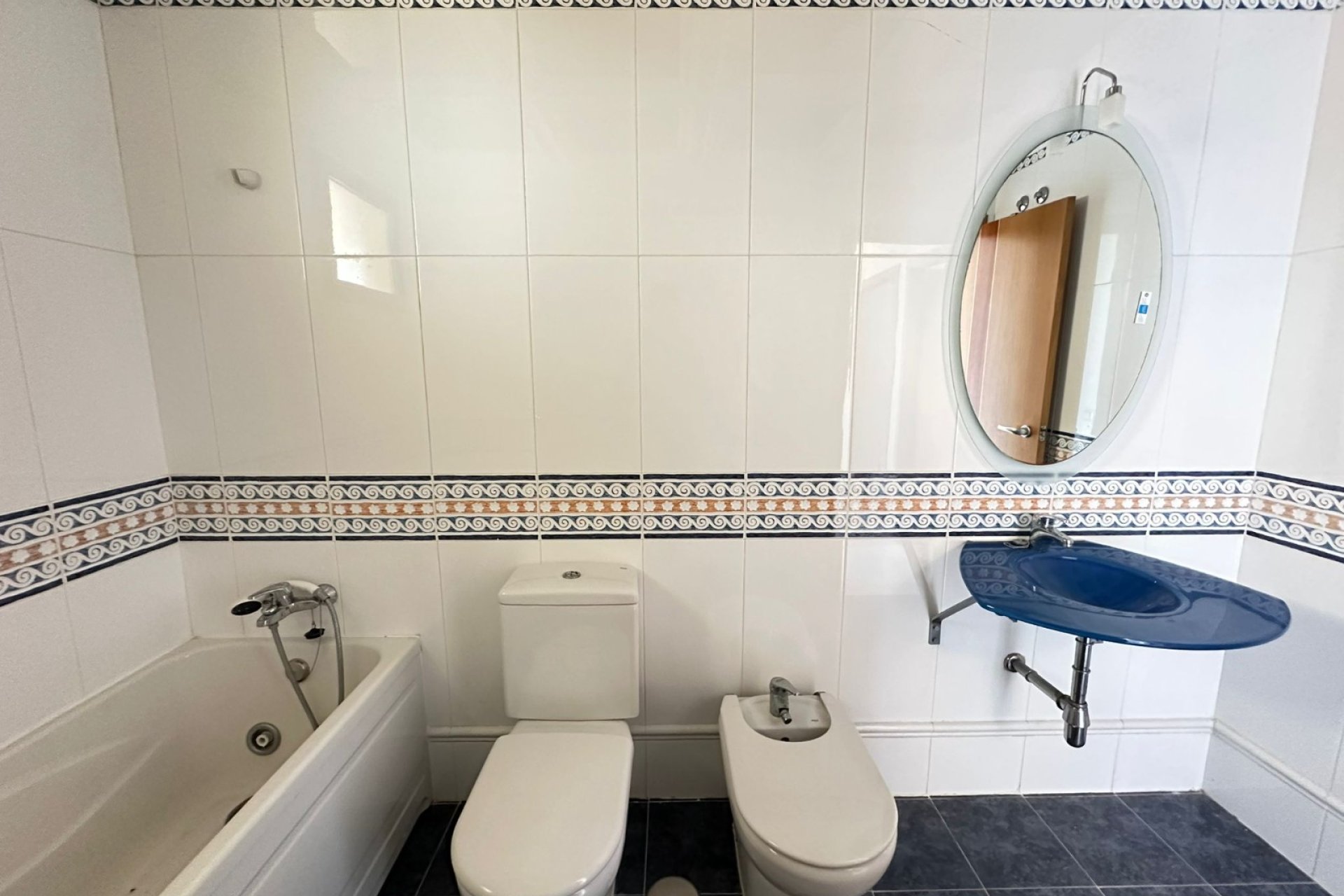 Resale - Apartment / flat -
Torrevieja - La Veleta