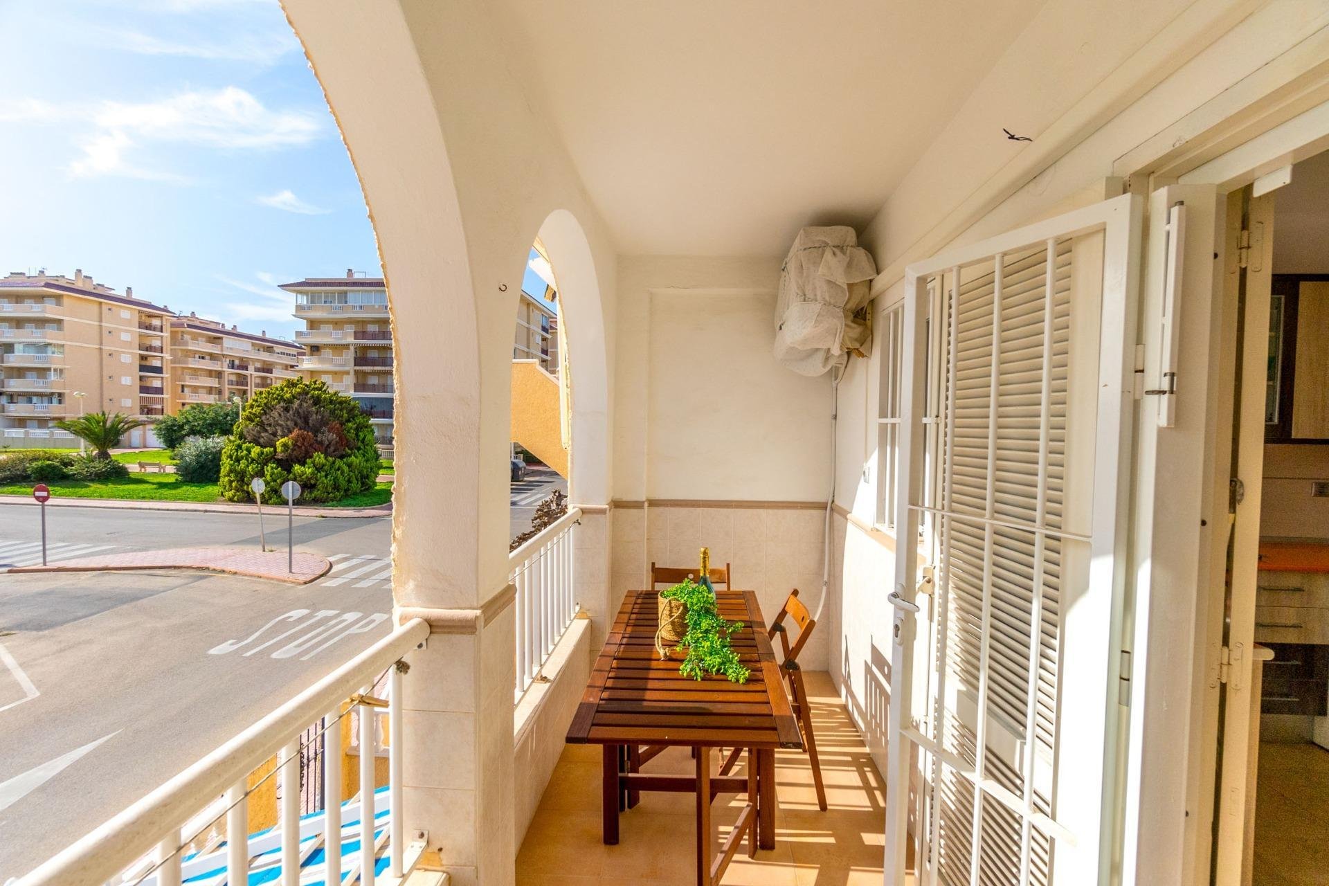 Resale - Apartment / flat -
Torrevieja - Los Europeos