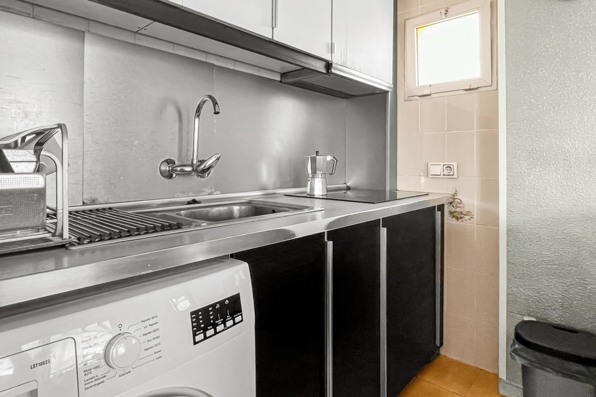 Resale - Apartment / flat -
Torrevieja - Mar Azul