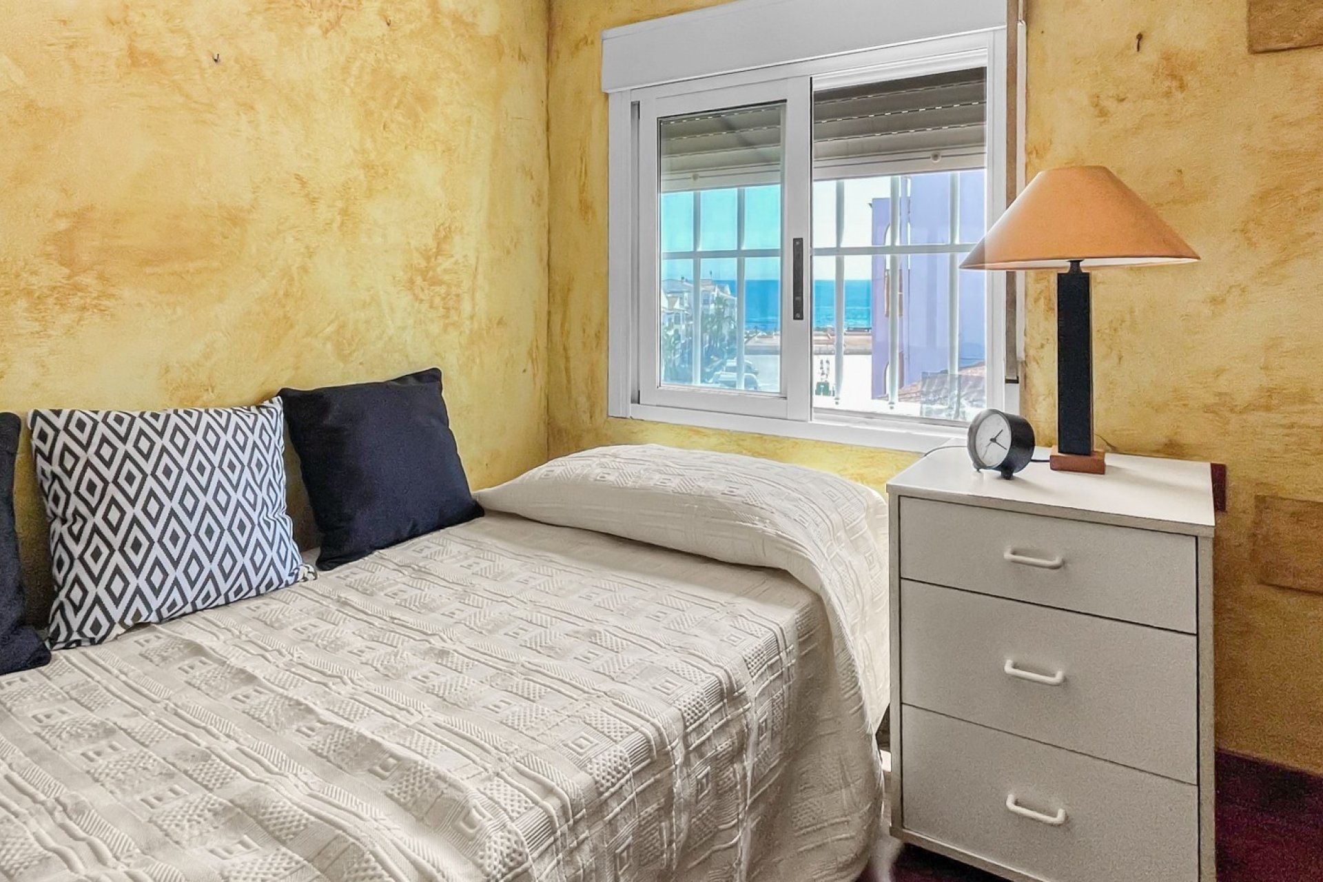 Resale - Apartment / flat -
Torrevieja - Mar Azul