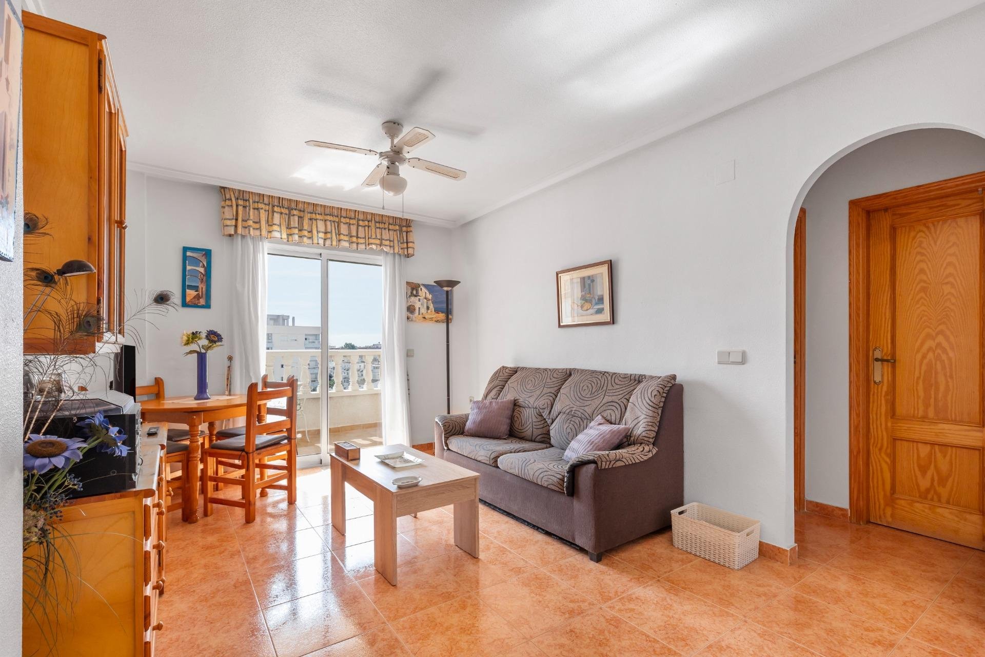 Resale - Apartment / flat -
Torrevieja - Nueva Torrevieja