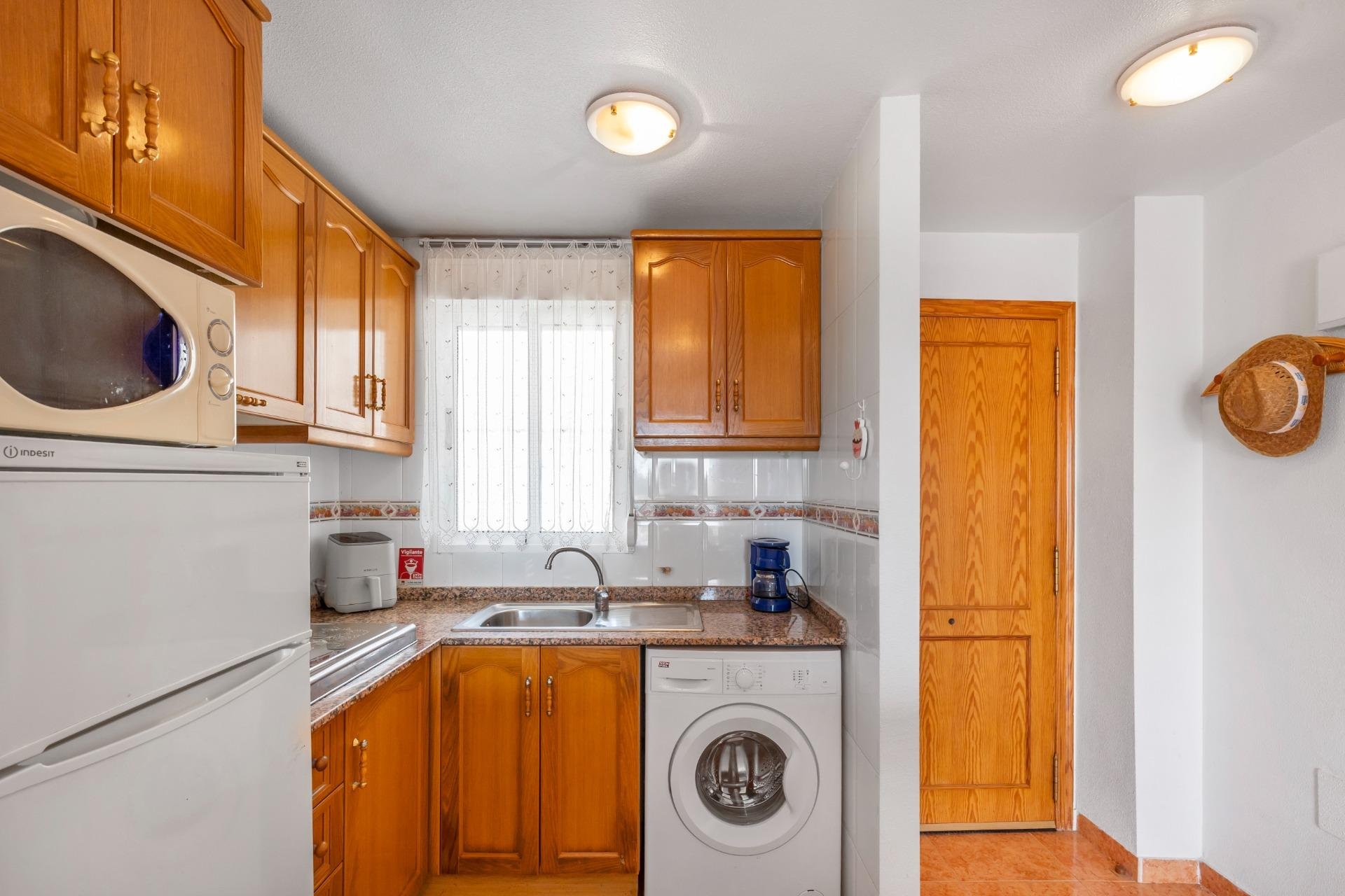 Resale - Apartment / flat -
Torrevieja - Nueva Torrevieja