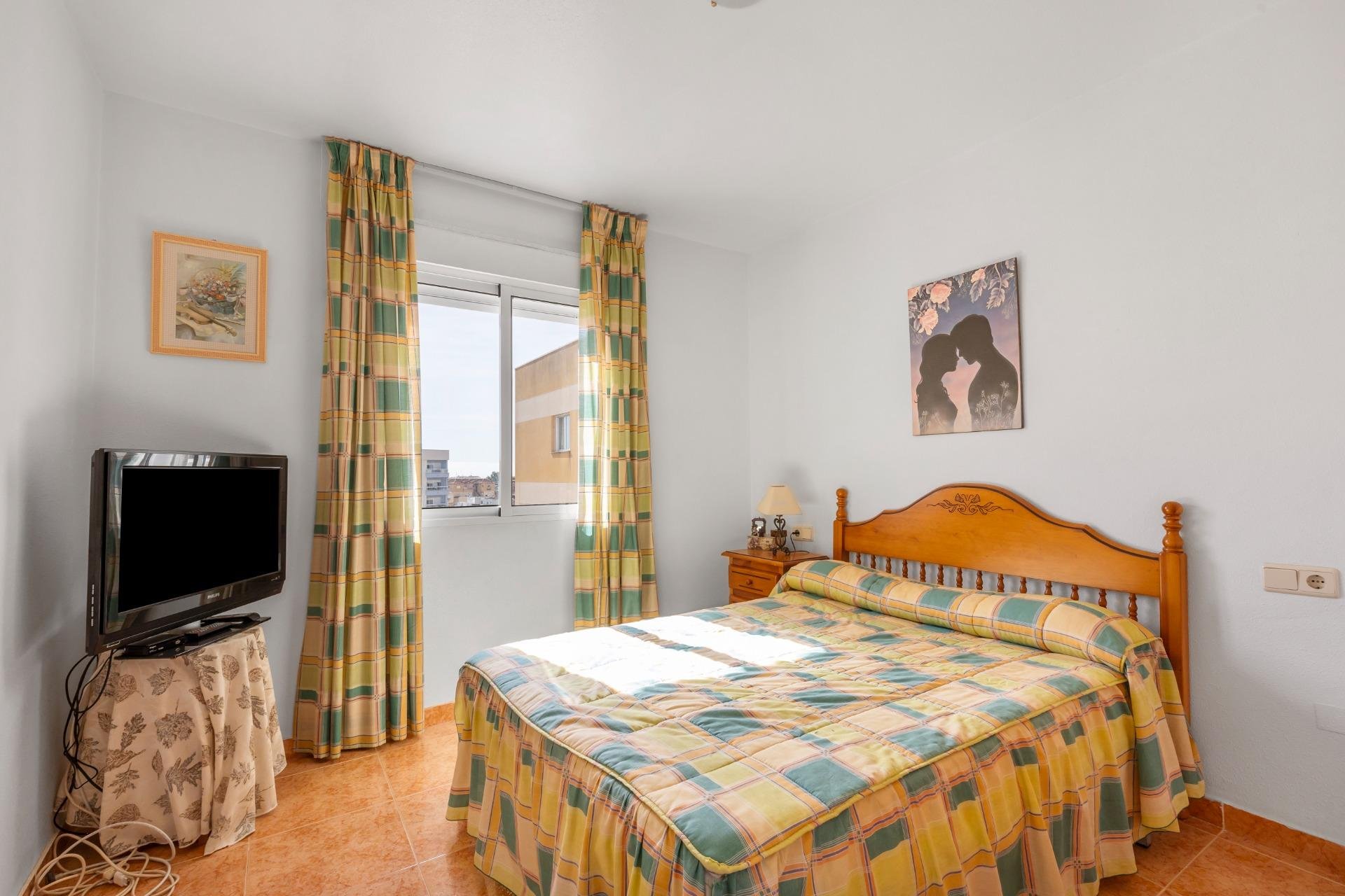 Resale - Apartment / flat -
Torrevieja - Nueva Torrevieja