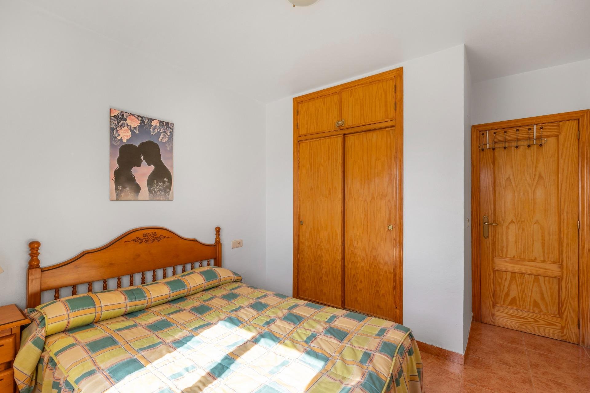 Resale - Apartment / flat -
Torrevieja - Nueva Torrevieja