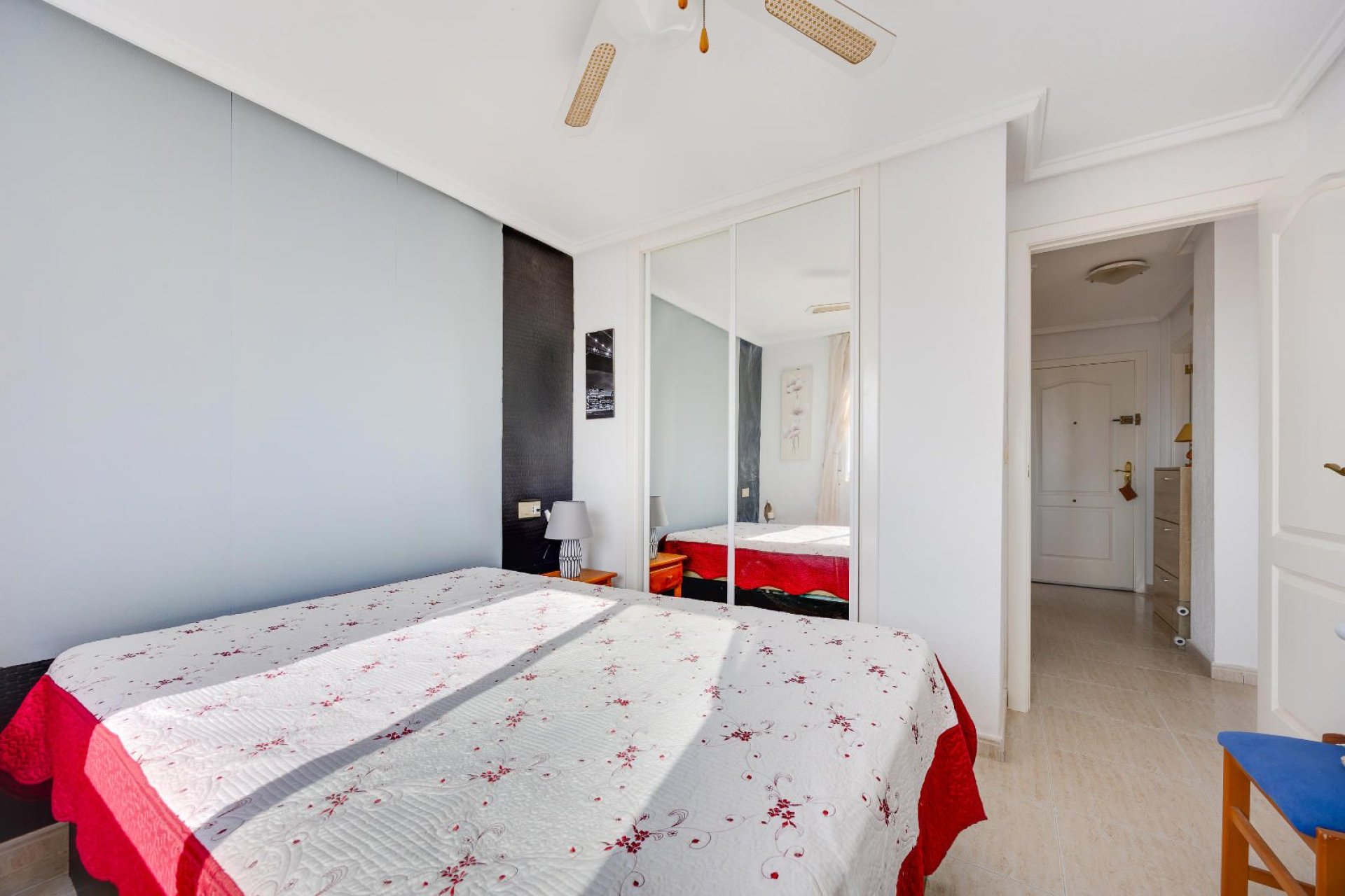 Resale - Apartment / flat -
Torrevieja - Nueva Torrevieja