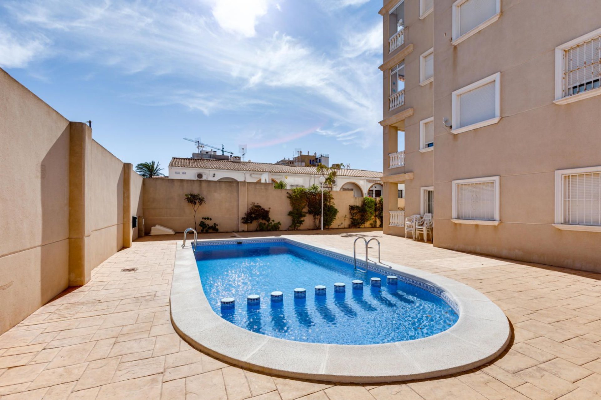 Resale - Apartment / flat -
Torrevieja - Nueva Torrevieja