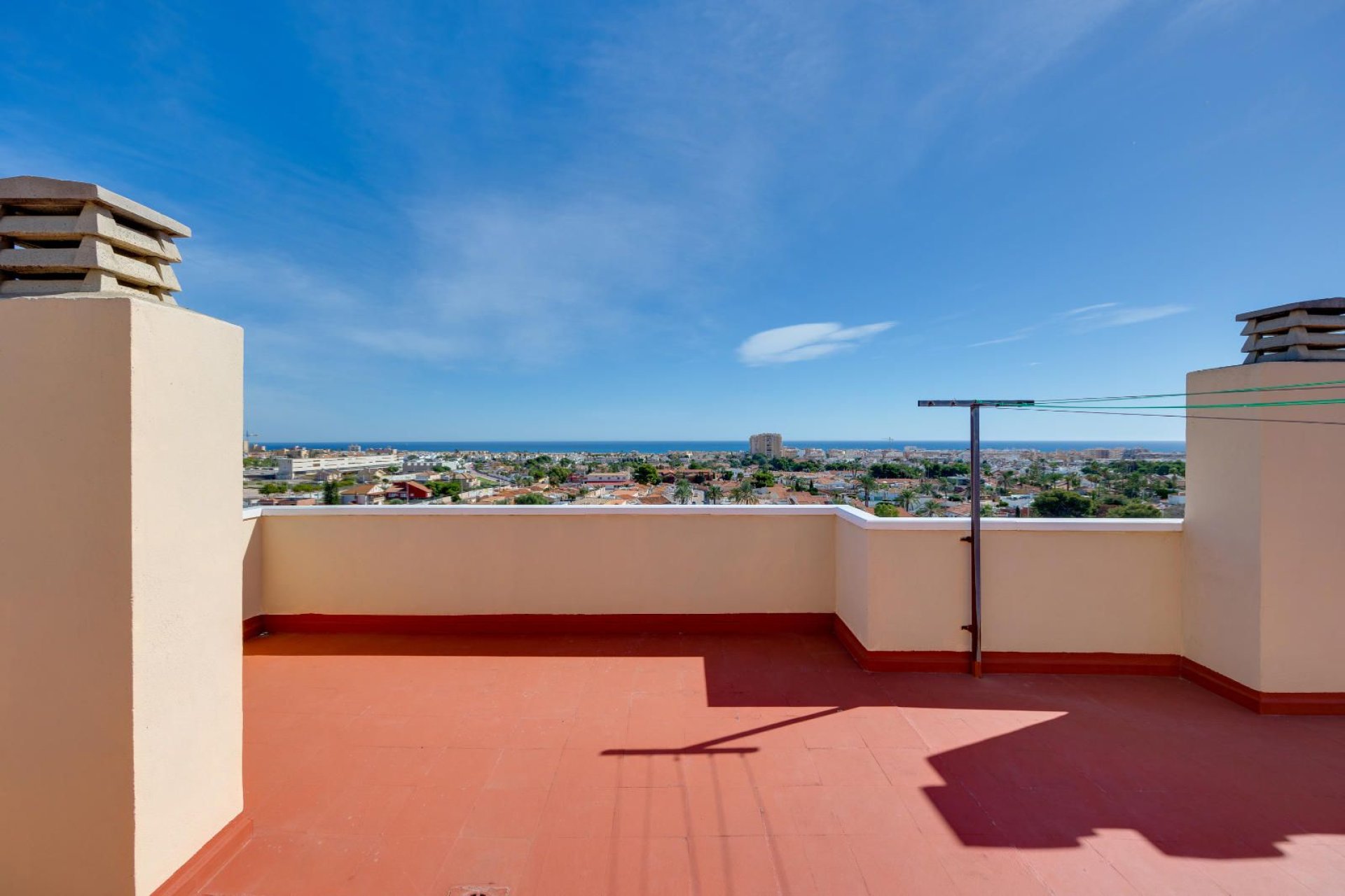Resale - Apartment / flat -
Torrevieja - Nueva Torrevieja