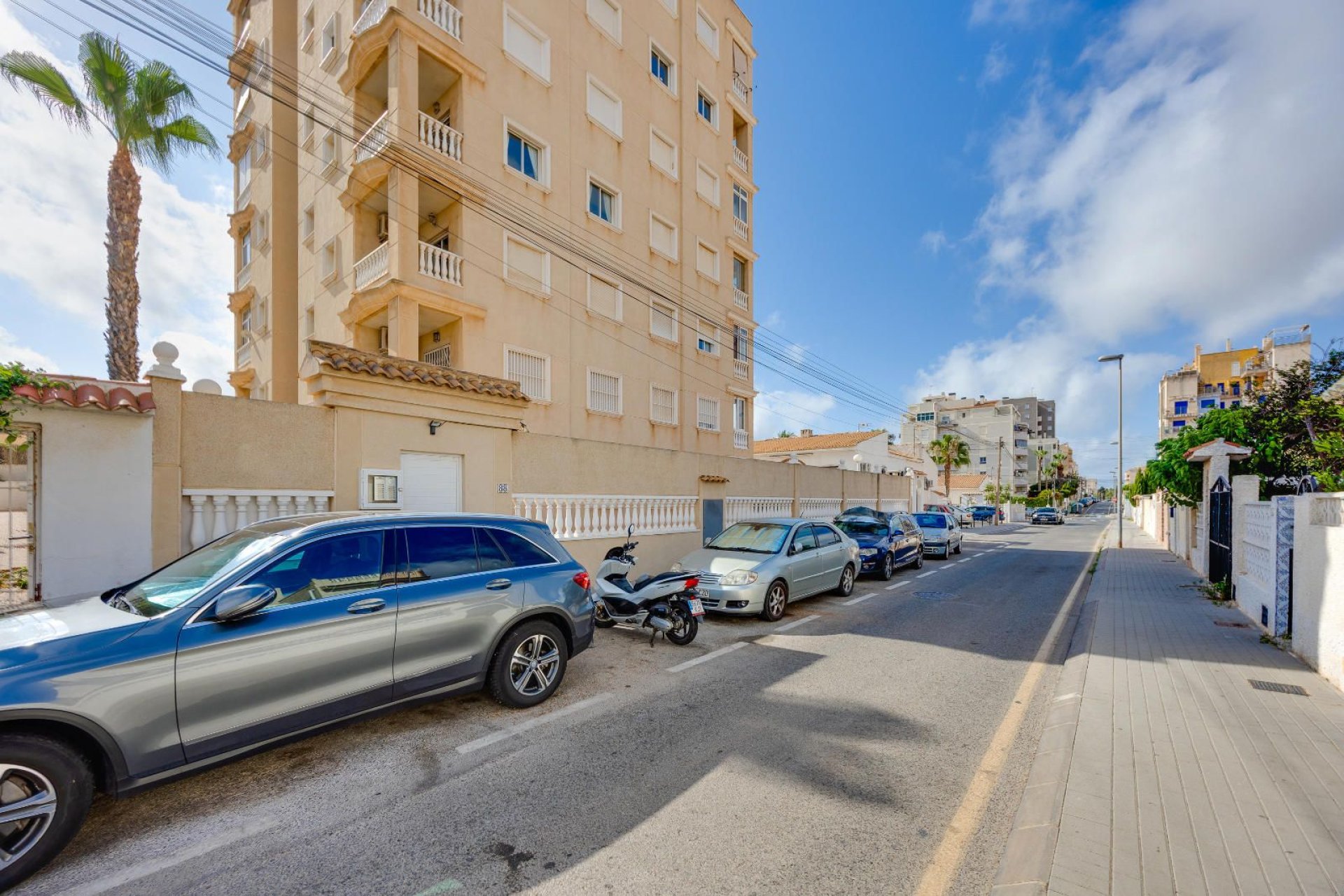 Resale - Apartment / flat -
Torrevieja - Nueva Torrevieja