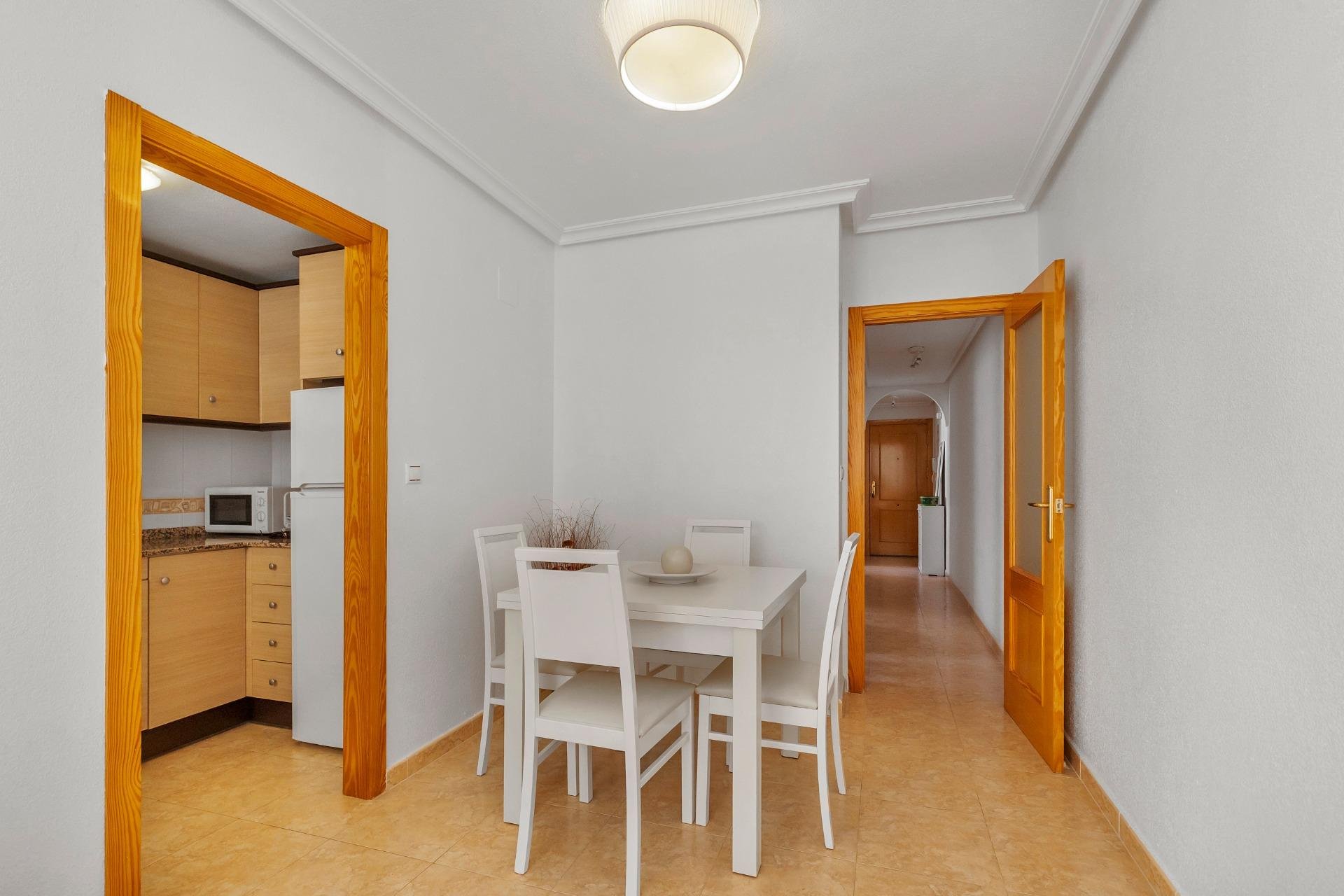 Resale - Apartment / flat -
Torrevieja - Nueva Torrevieja