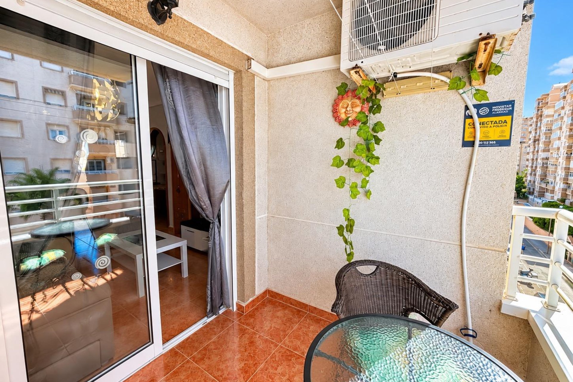 Resale - Apartment / flat -
Torrevieja - Nueva Torrevieja