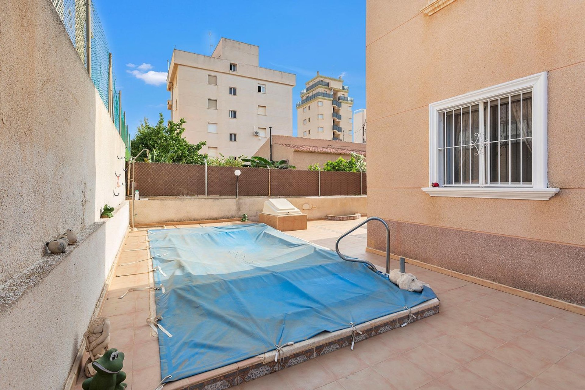 Resale - Apartment / flat -
Torrevieja - Nueva Torrevieja