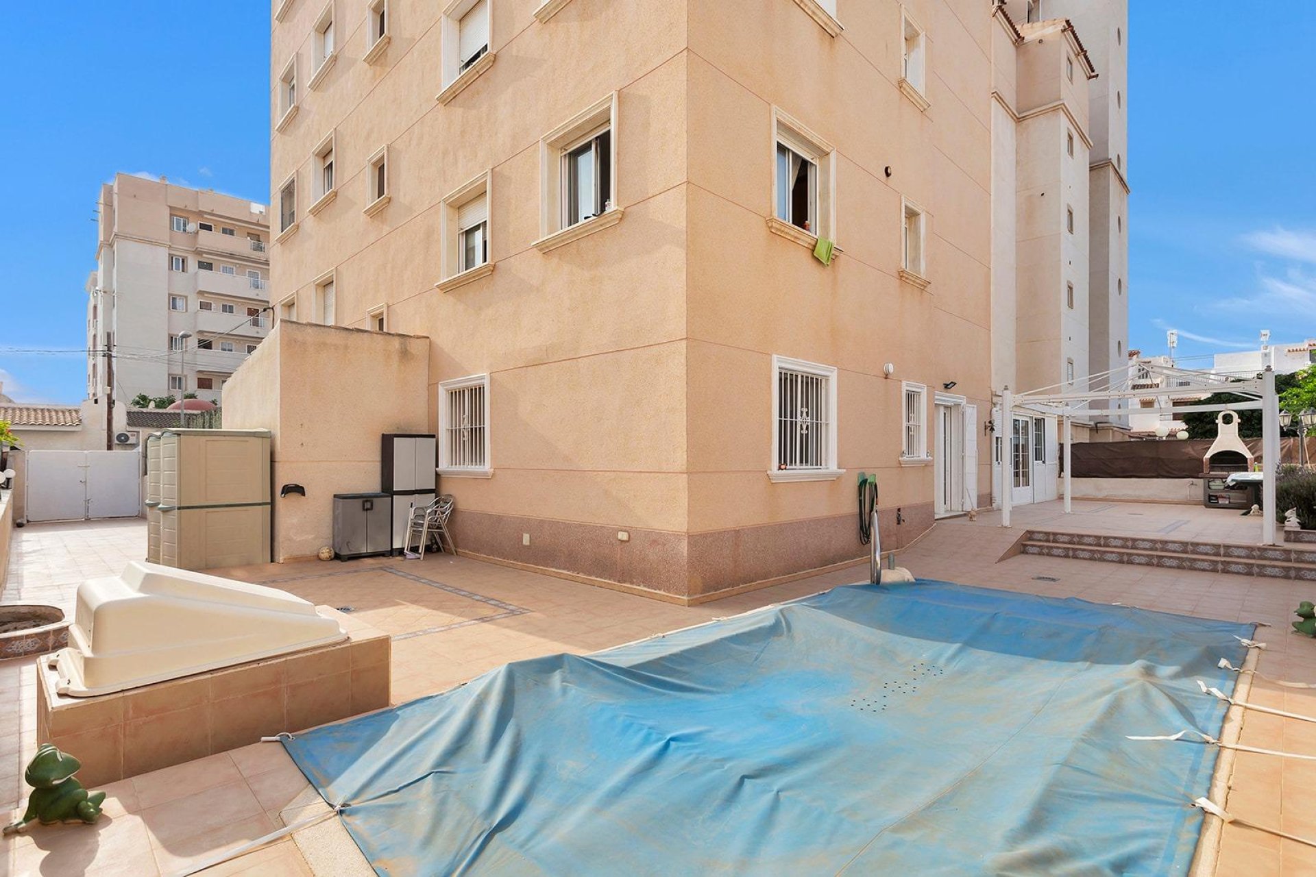 Resale - Apartment / flat -
Torrevieja - Nueva Torrevieja