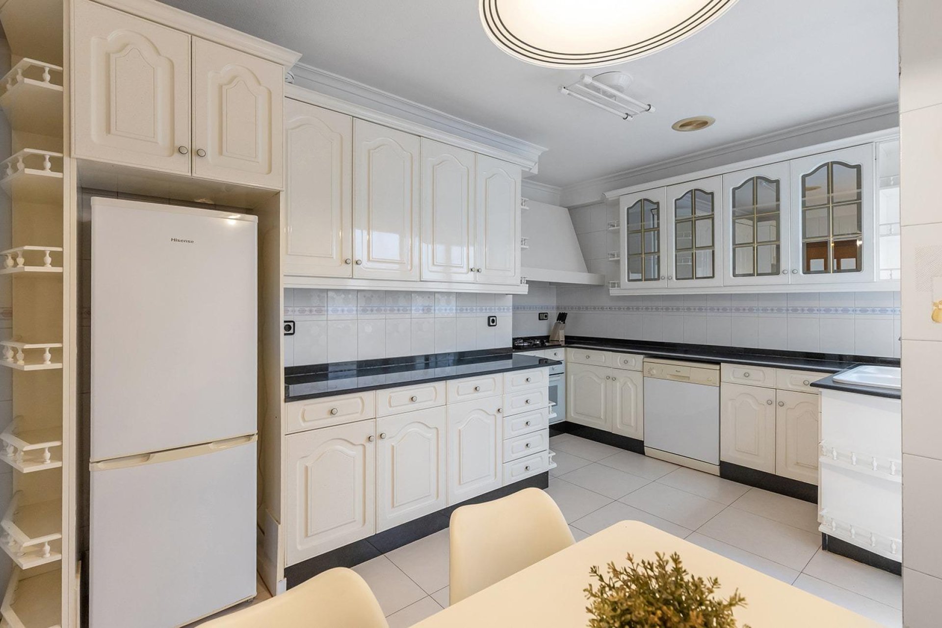 Resale - Apartment / flat -
Torrevieja - Paseo maritimo