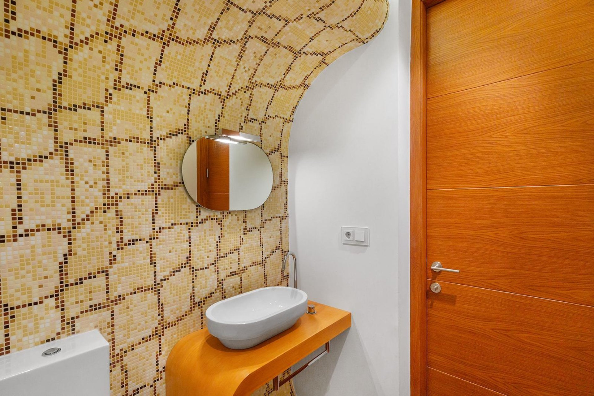 Resale - Apartment / flat -
Torrevieja - Paseo maritimo