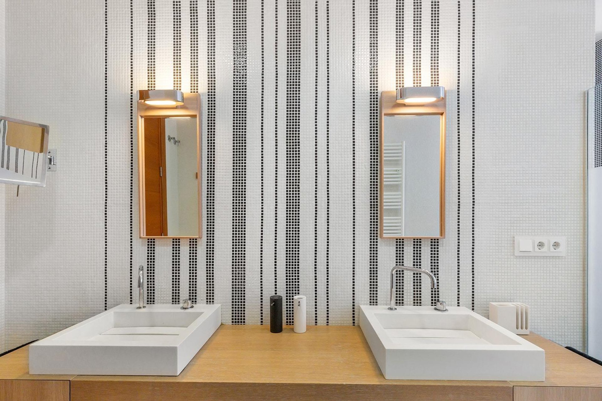 Resale - Apartment / flat -
Torrevieja - Paseo maritimo