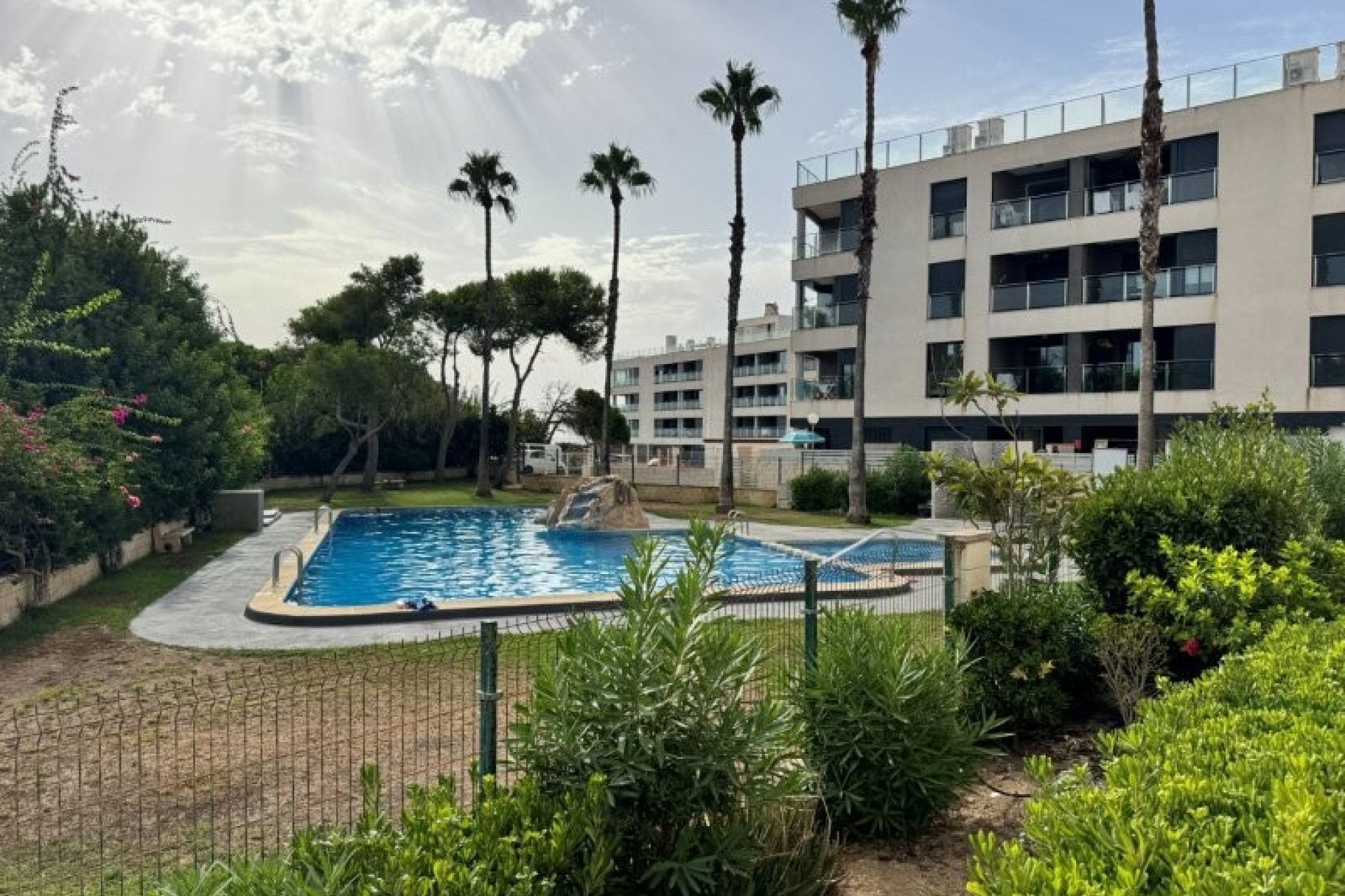 Resale - Apartment / flat -
Torrevieja - Pinada Beach II