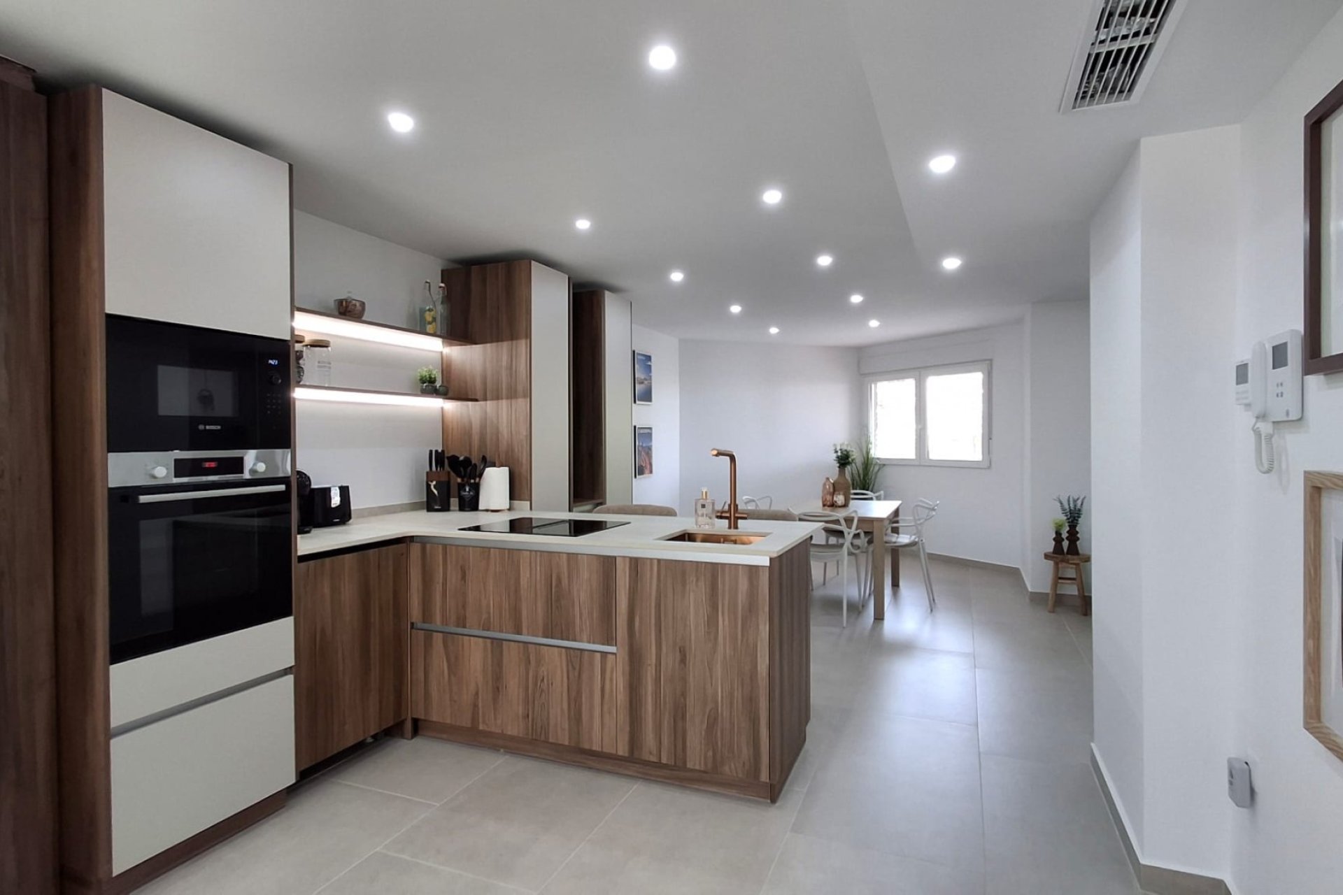 Resale - Apartment / flat -
Torrevieja - Playa Acequion