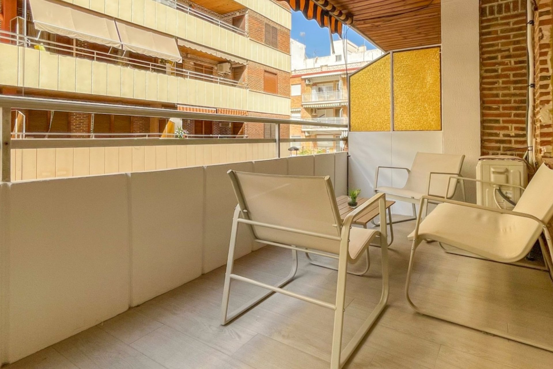 Resale - Apartment / flat -
Torrevieja - Playa Acequion