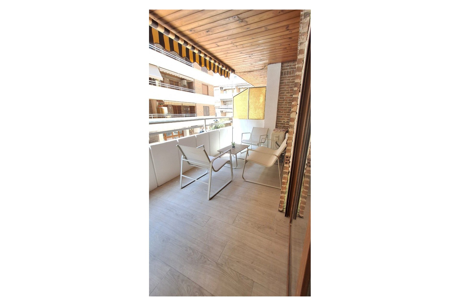Resale - Apartment / flat -
Torrevieja - Playa Acequion