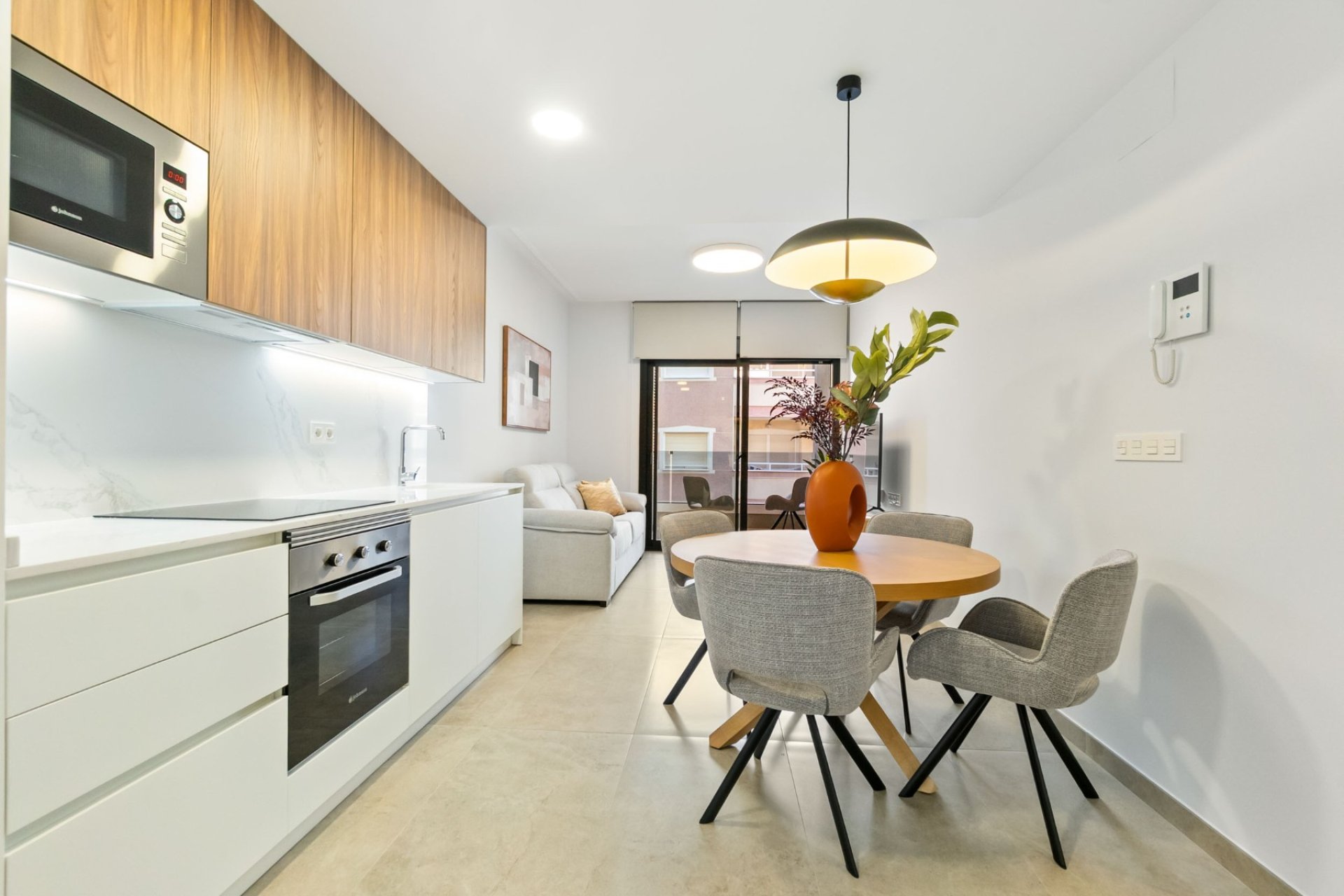 Resale - Apartment / flat -
Torrevieja - Playa de El Cura