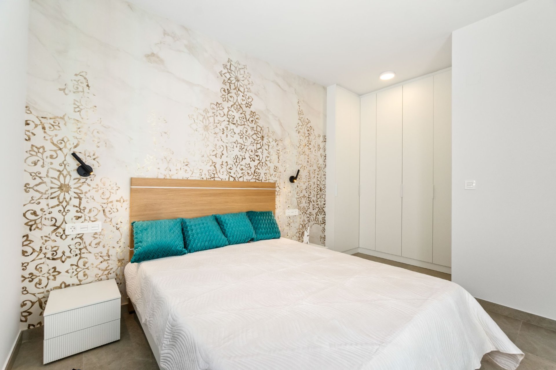 Resale - Apartment / flat -
Torrevieja - Playa de El Cura