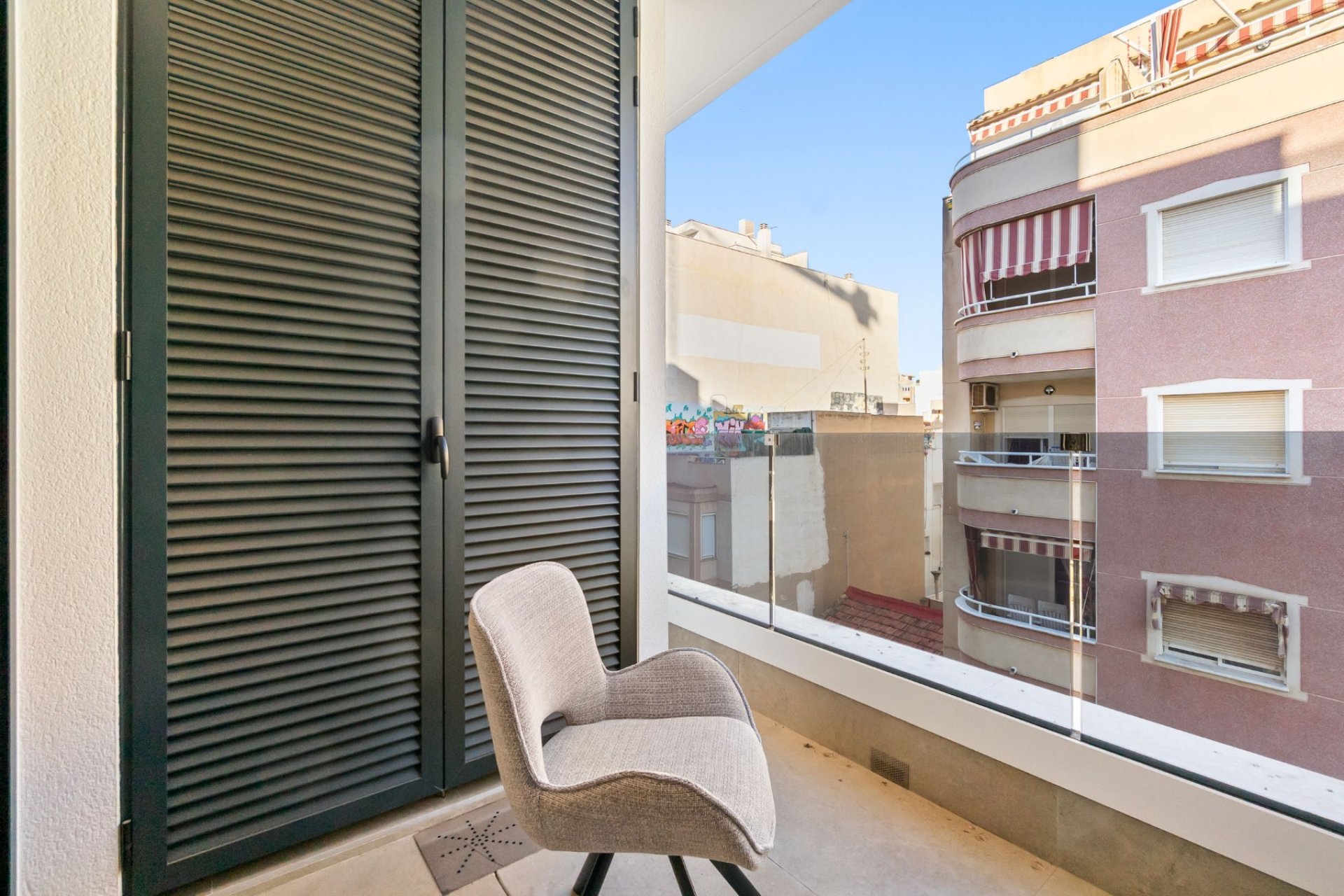Resale - Apartment / flat -
Torrevieja - Playa de El Cura