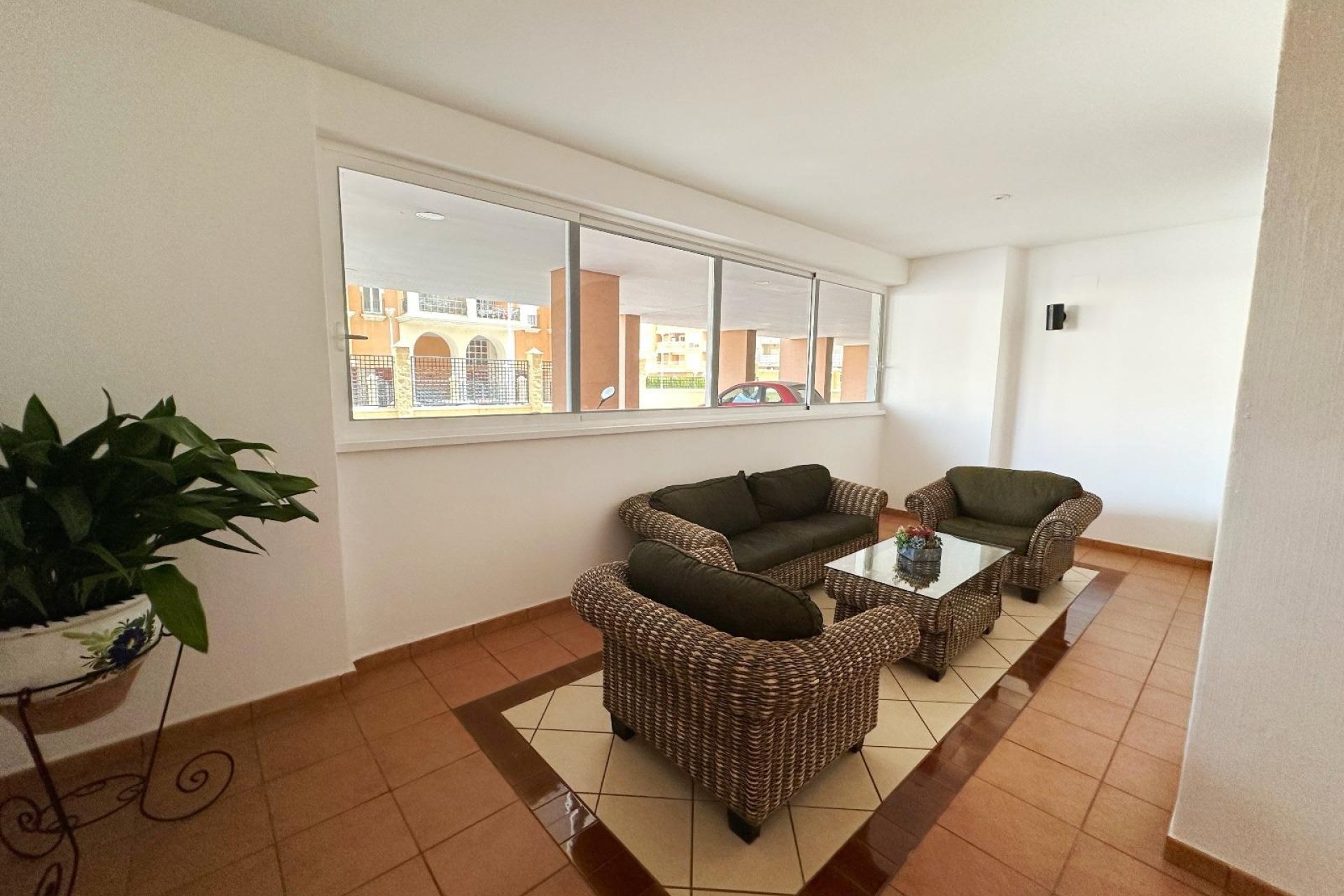 Resale - Apartment / flat -
Torrevieja - Playa de los Locos