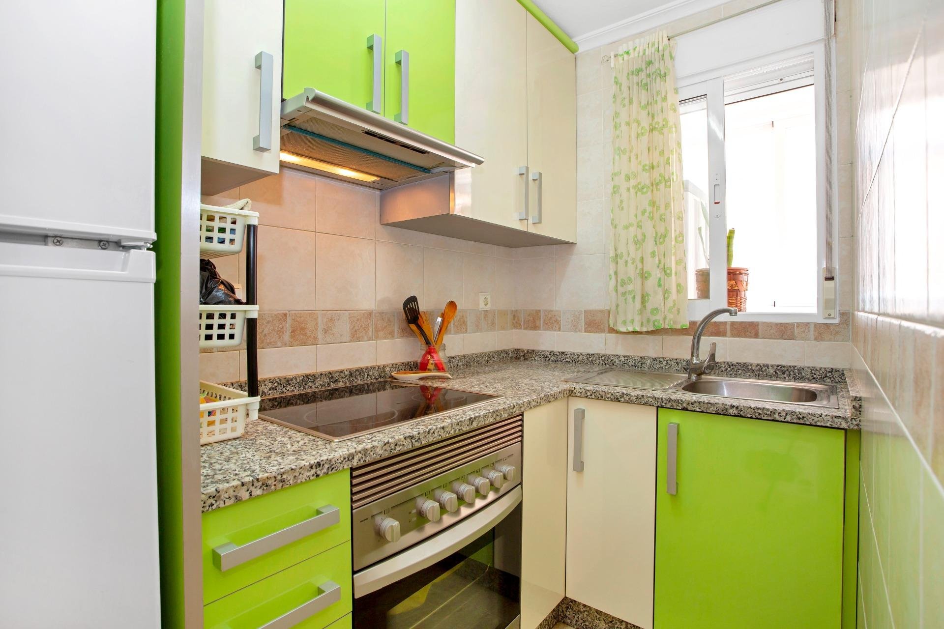 Resale - Apartment / flat -
Torrevieja - Playa de los Locos