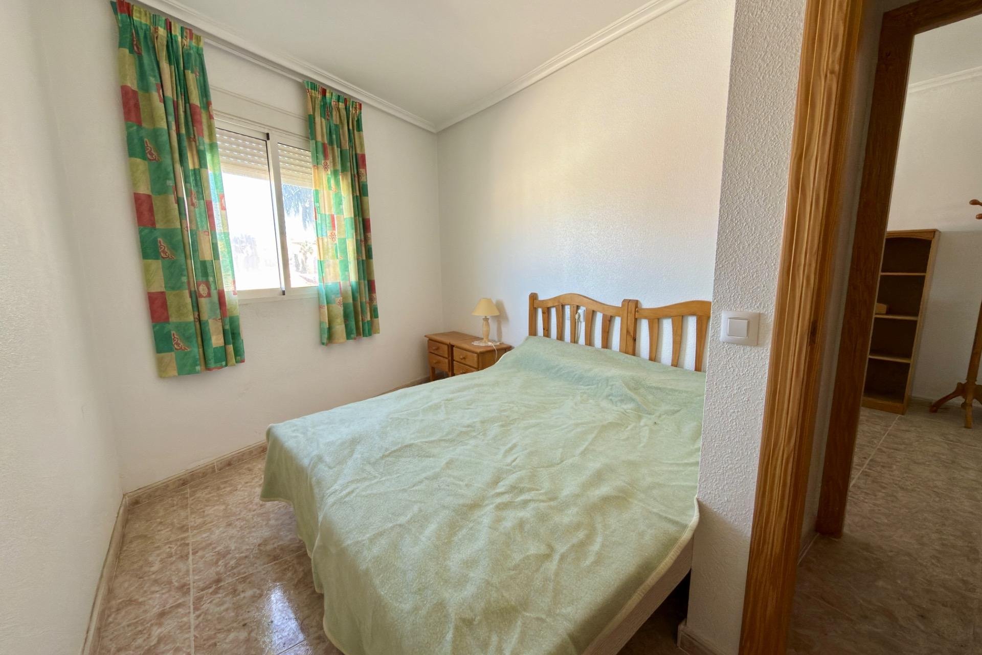 Resale - Apartment / flat -
Torrevieja - Playa de los Locos