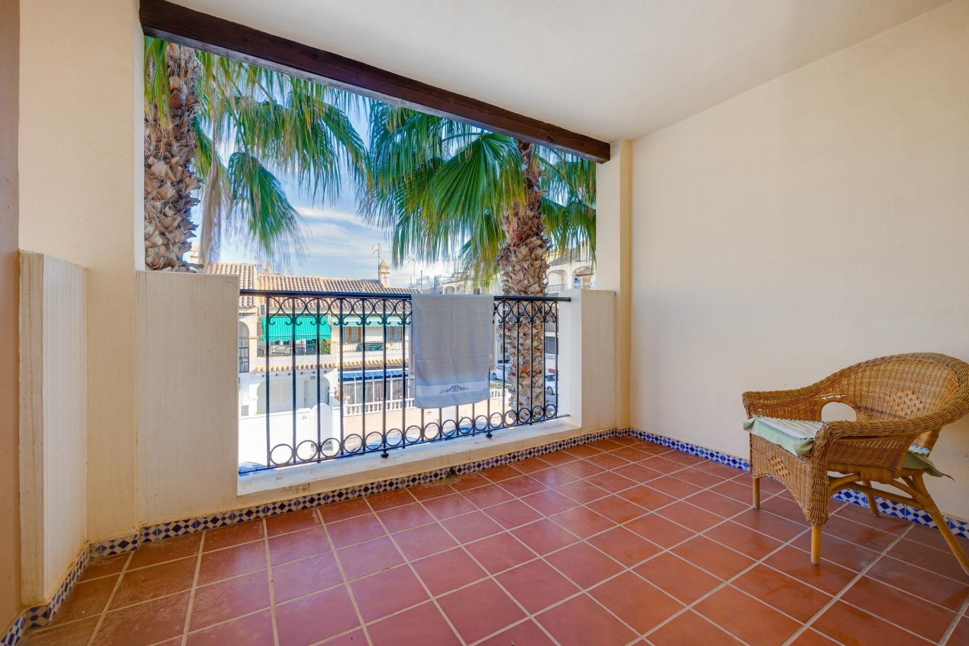 Resale - Apartment / flat -
Torrevieja - Playa de los Locos