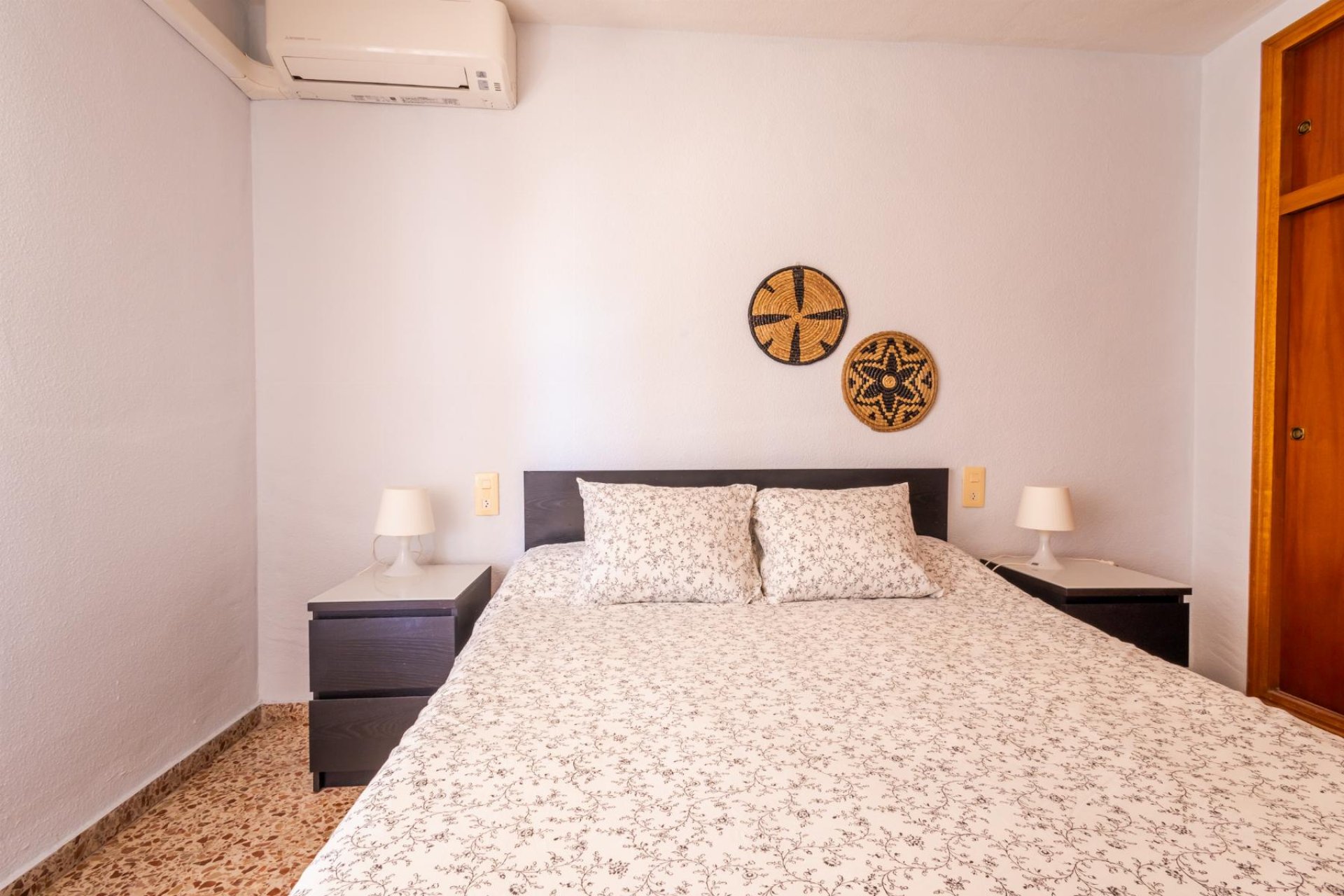 Resale - Apartment / flat -
Torrevieja - Playa de los Naufragos