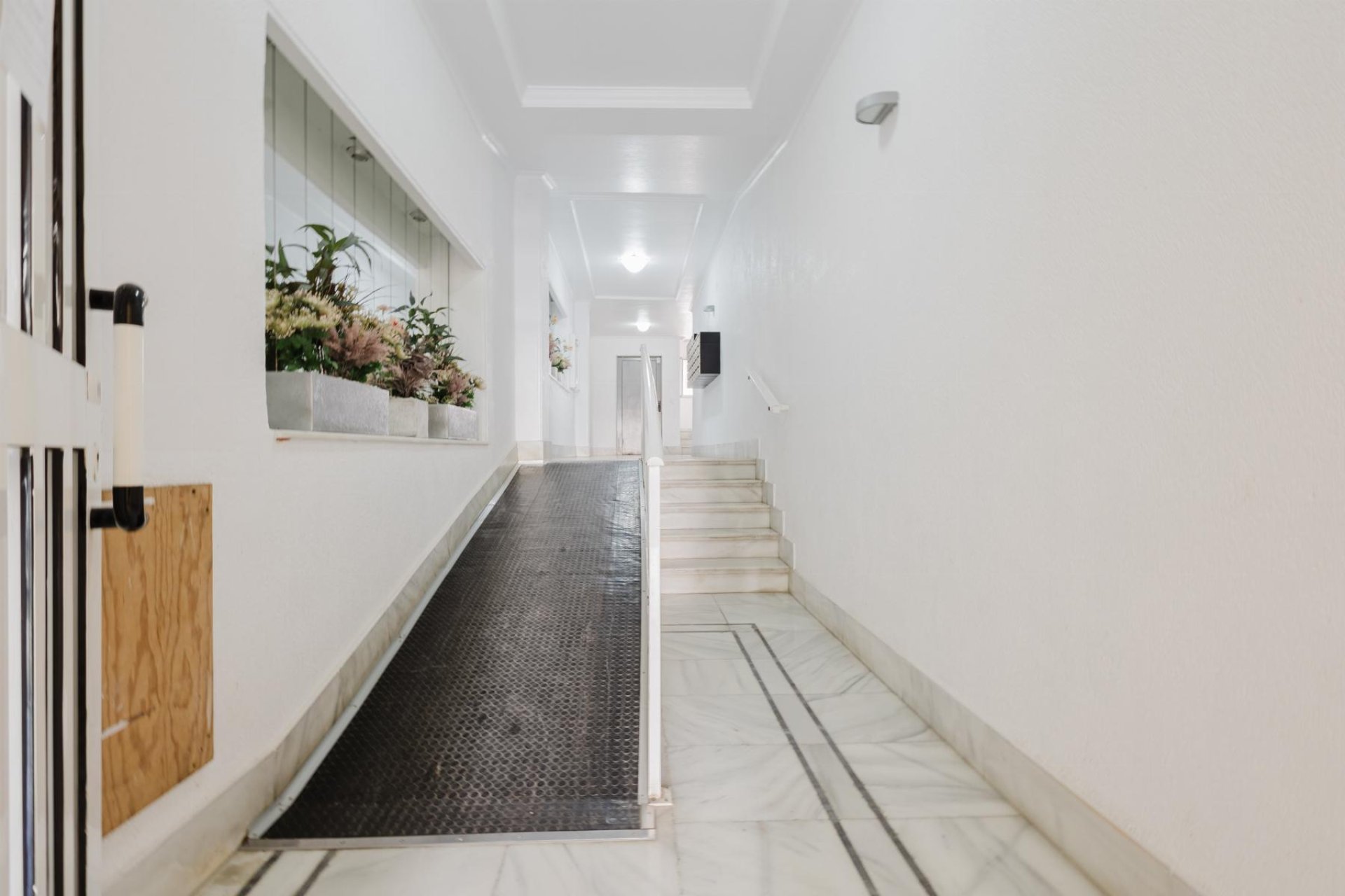 Resale - Apartment / flat -
Torrevieja - Playa de los Naufragos