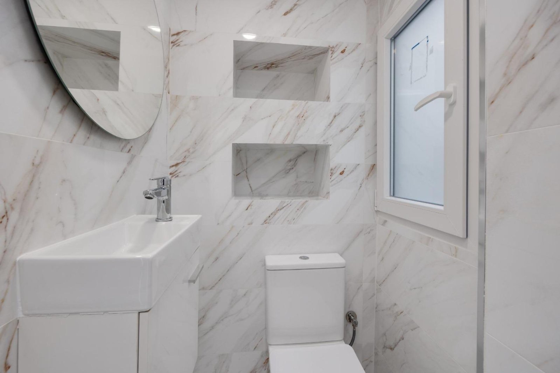 Resale - Apartment / flat -
Torrevieja - Playa de los Naufragos