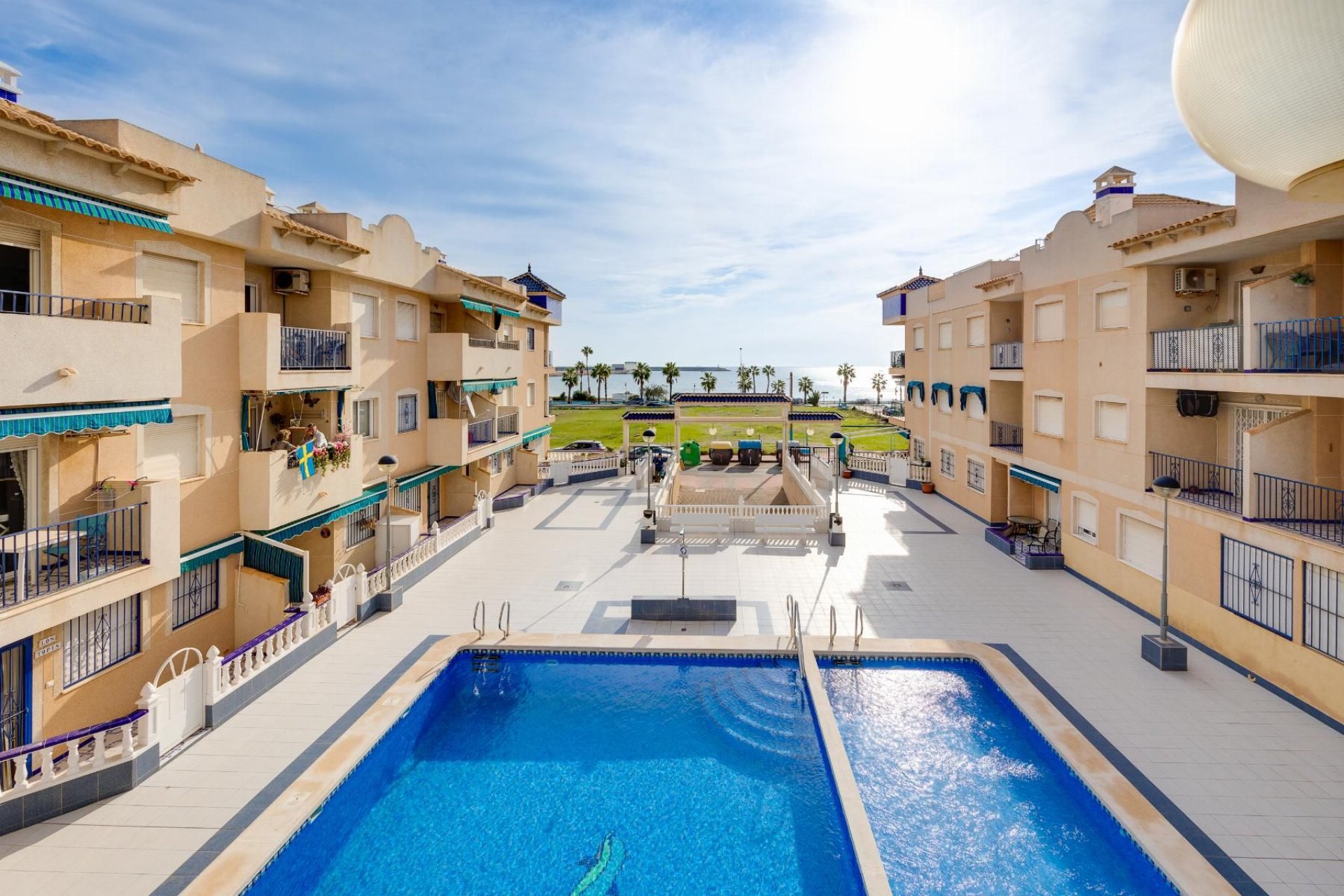 Resale - Apartment / flat -
Torrevieja - Playa de los Naufragos