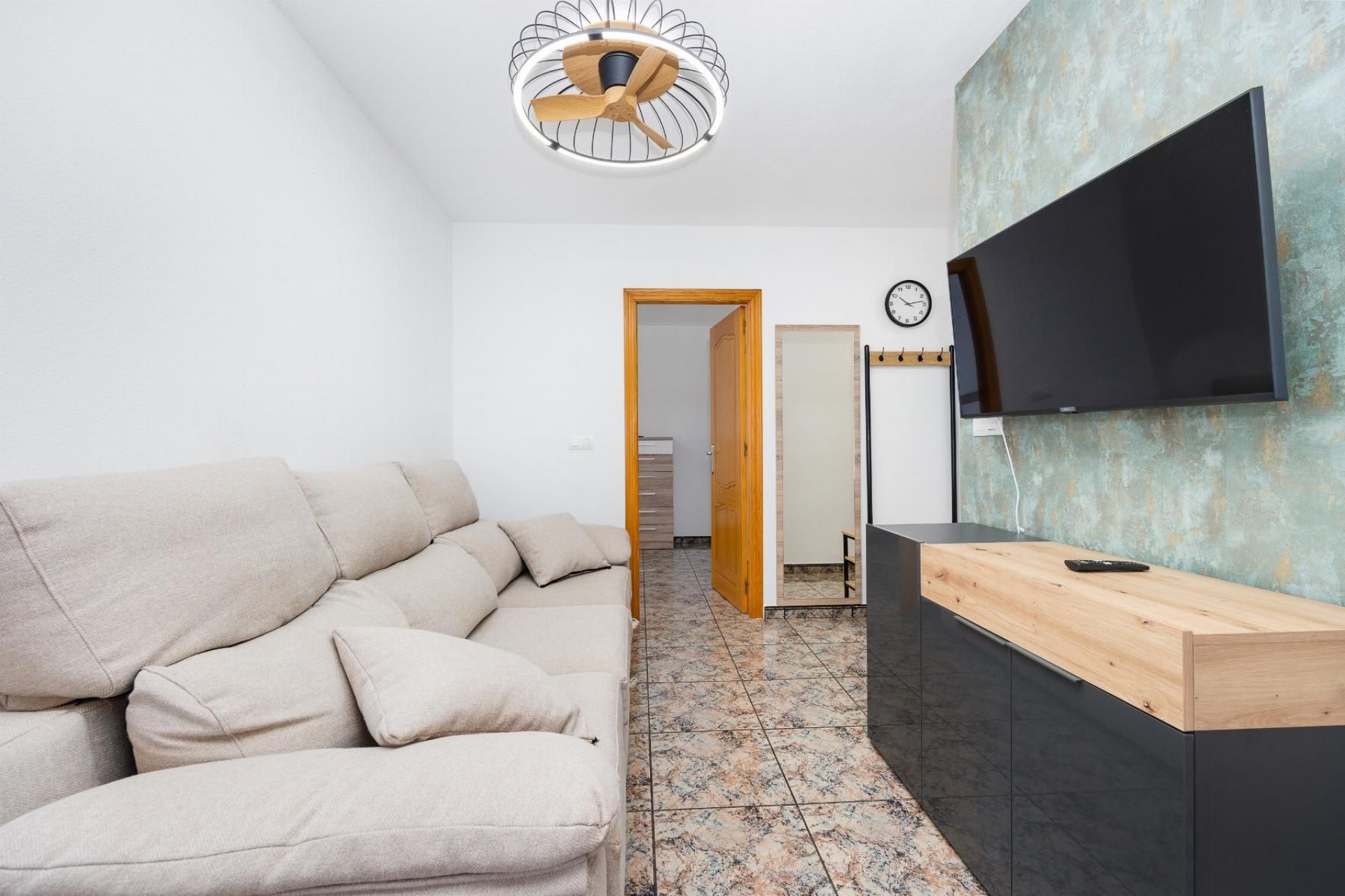 Resale - Apartment / flat -
Torrevieja - Playa de los Naufragos